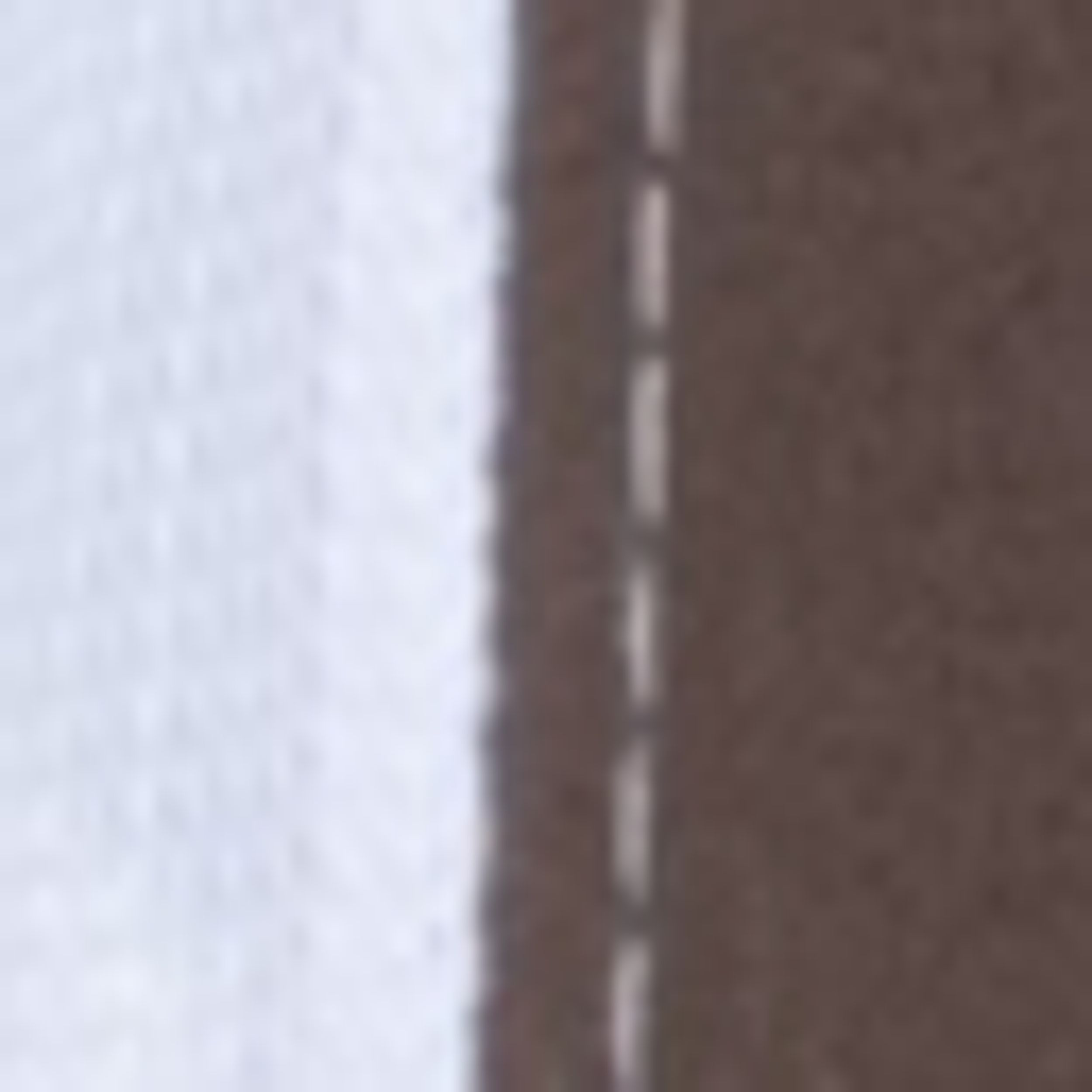 Brown/white