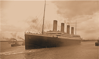 Titanic Original Photo Sepia 1912 Women's Hoodie