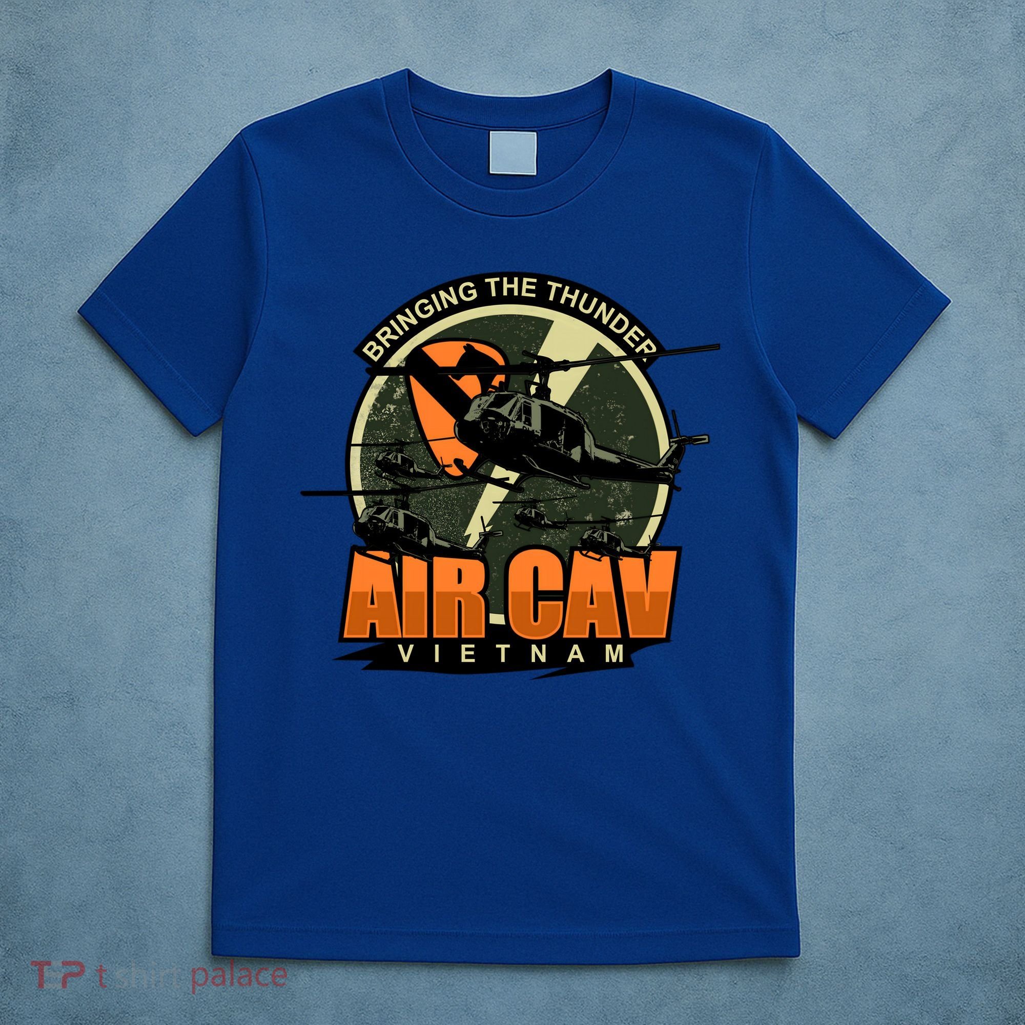 1st Air Cavalry Division Vietnam Veteran Veterans Day Xmas Gift T-Shirt