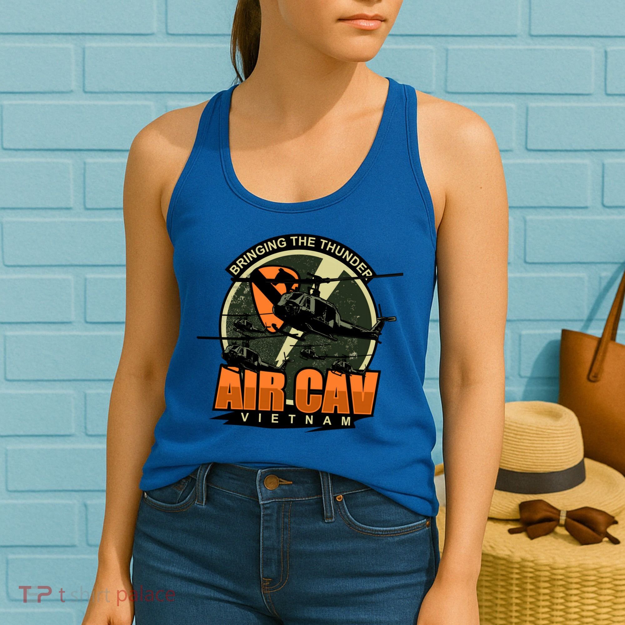 1st Air Cavalry Division Vietnam Veteran Veterans Day Xmas Gift Women's Tank Top