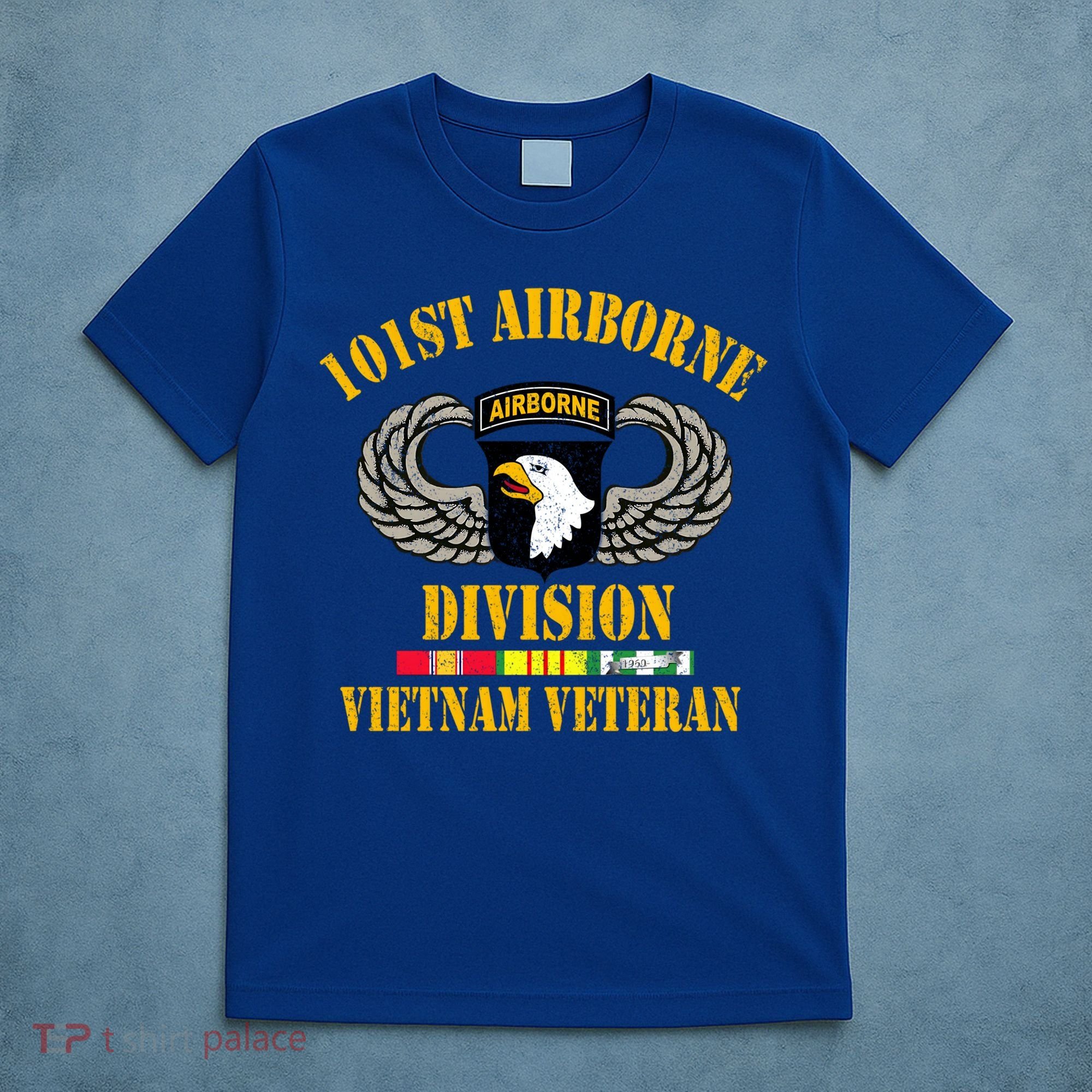 101st Airborne Division Vietnam Veteran Gift Veterans Day Gift T-Shirt
