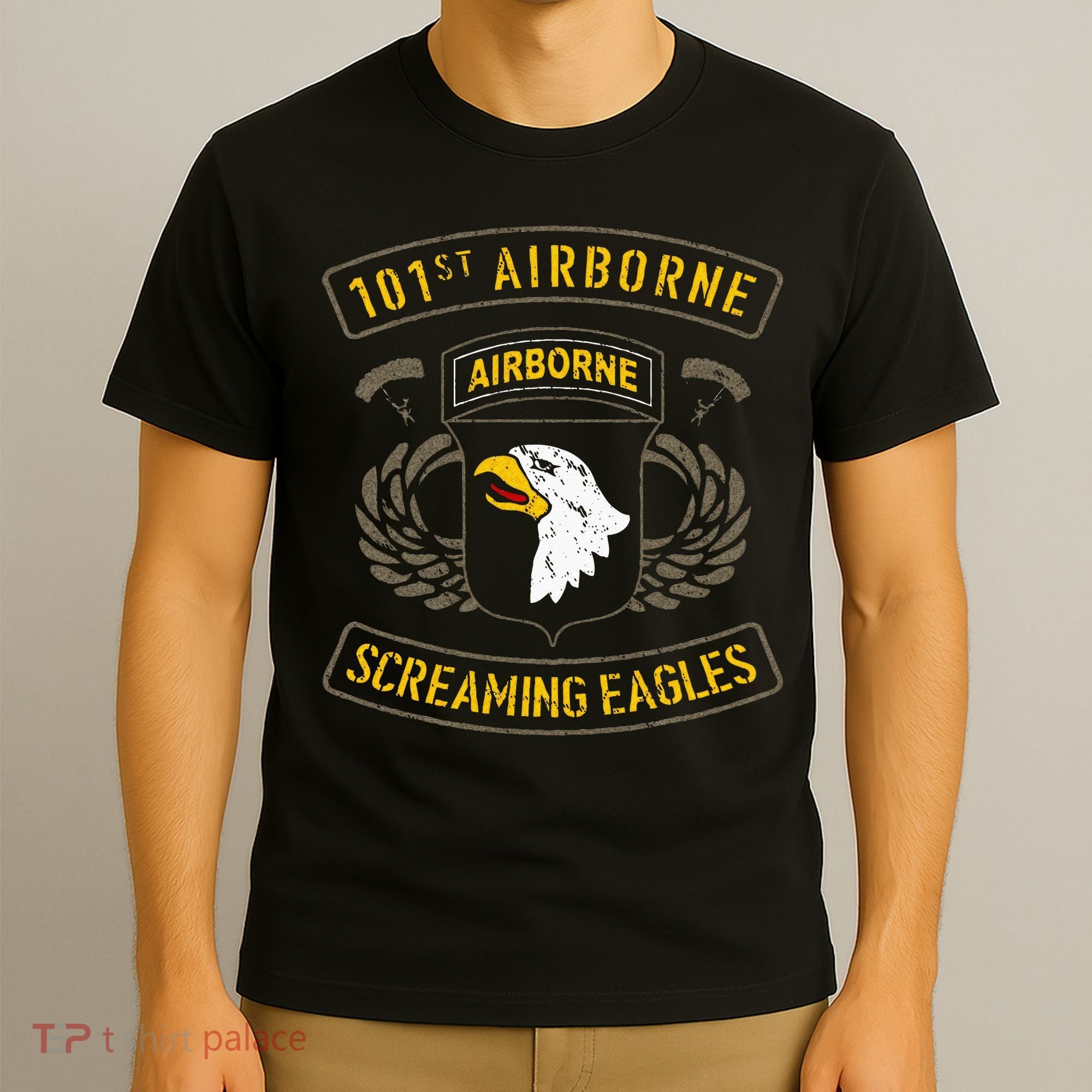 101st Airborne Paratrooper Army Veteran Vintage T-Shirt