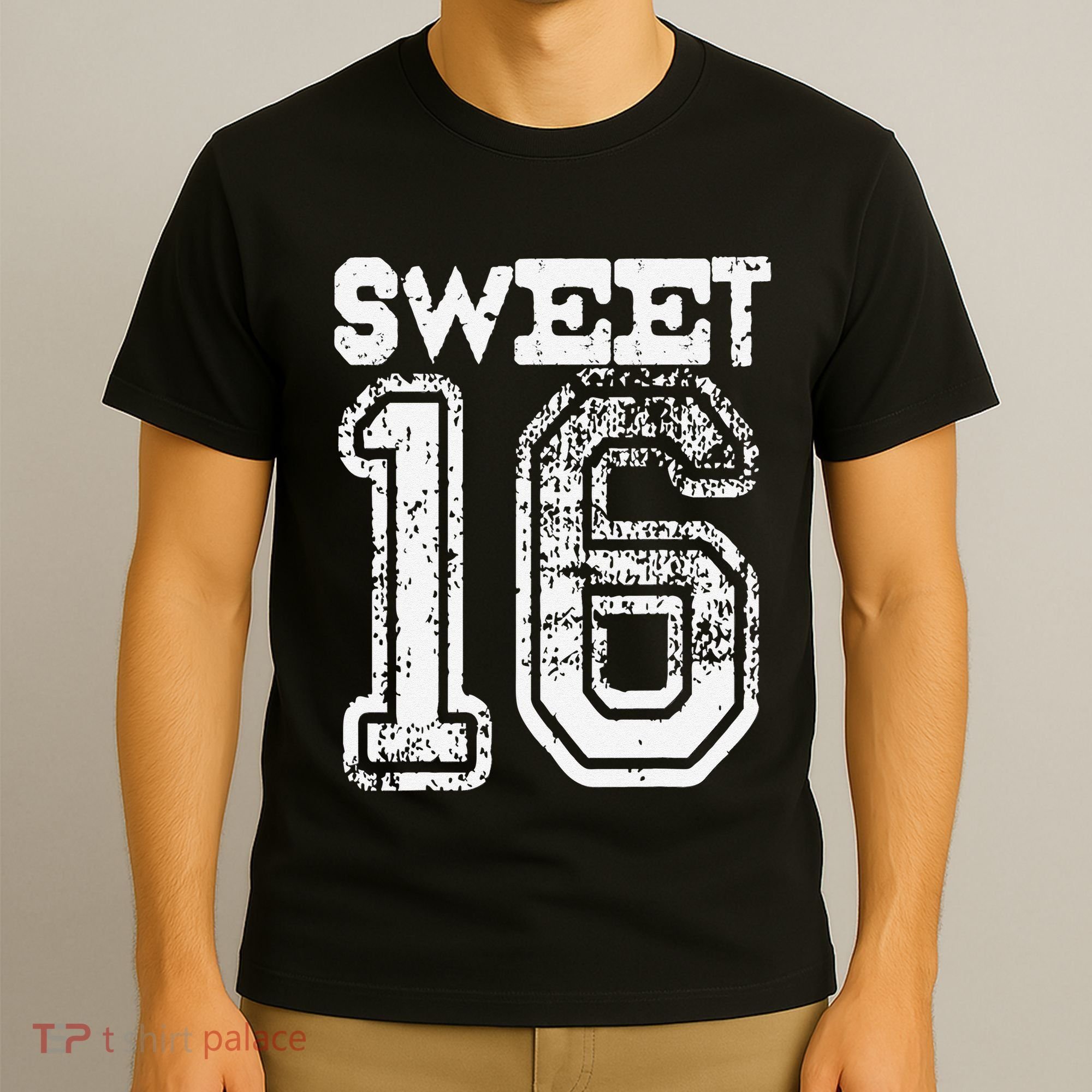 16th Birthday Gift Sweet Sixteen 16 Cracked Grunge T-Shirt