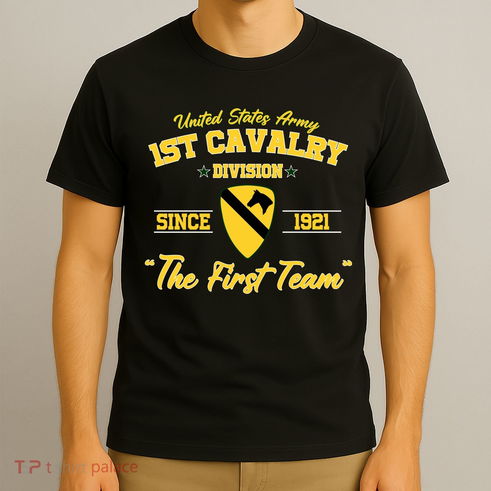 1st Cavalry Division Veteran Always A Soldier Military Xmas T-Shirt