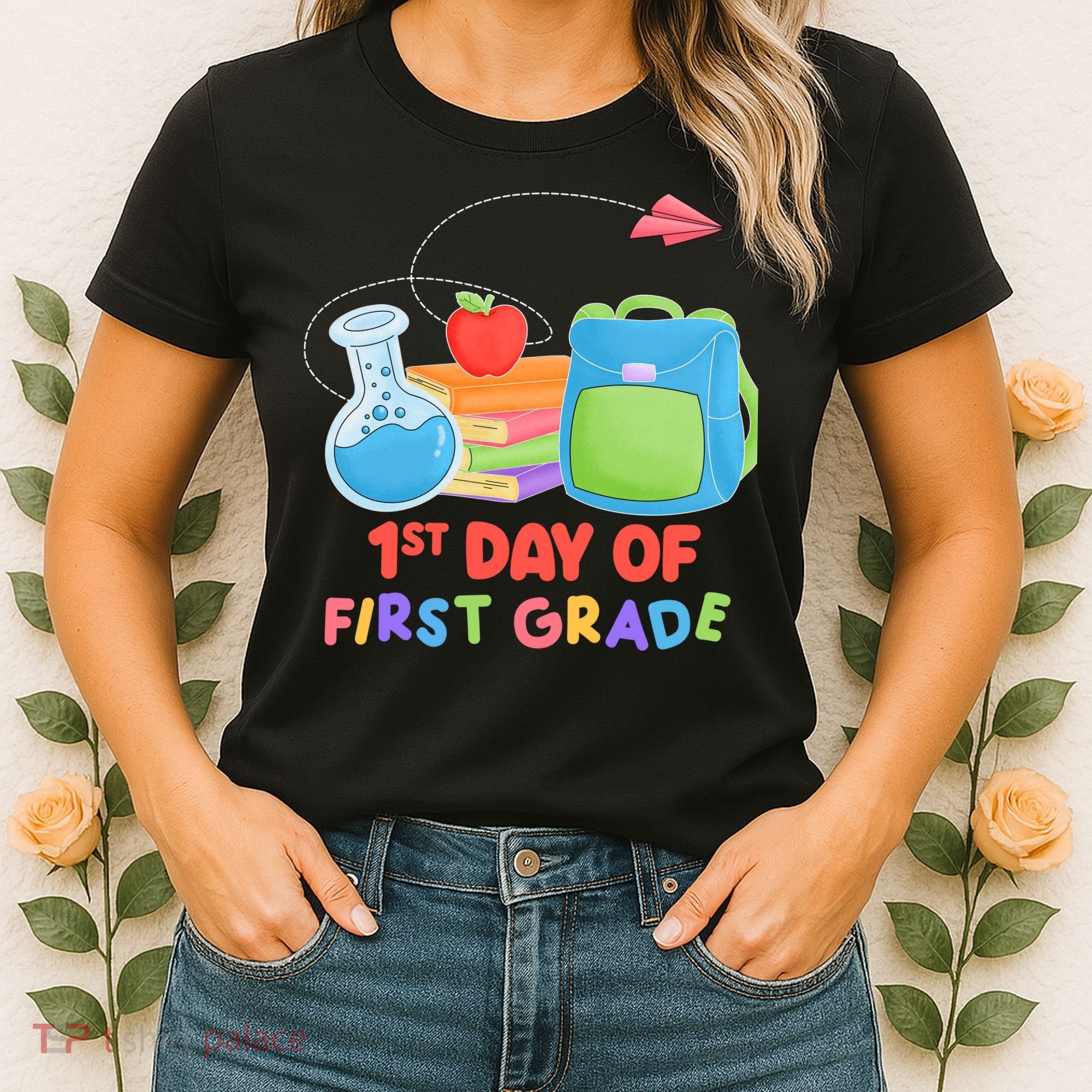 1st Day Of First Grade Cute Back To School Women's T-Shirt