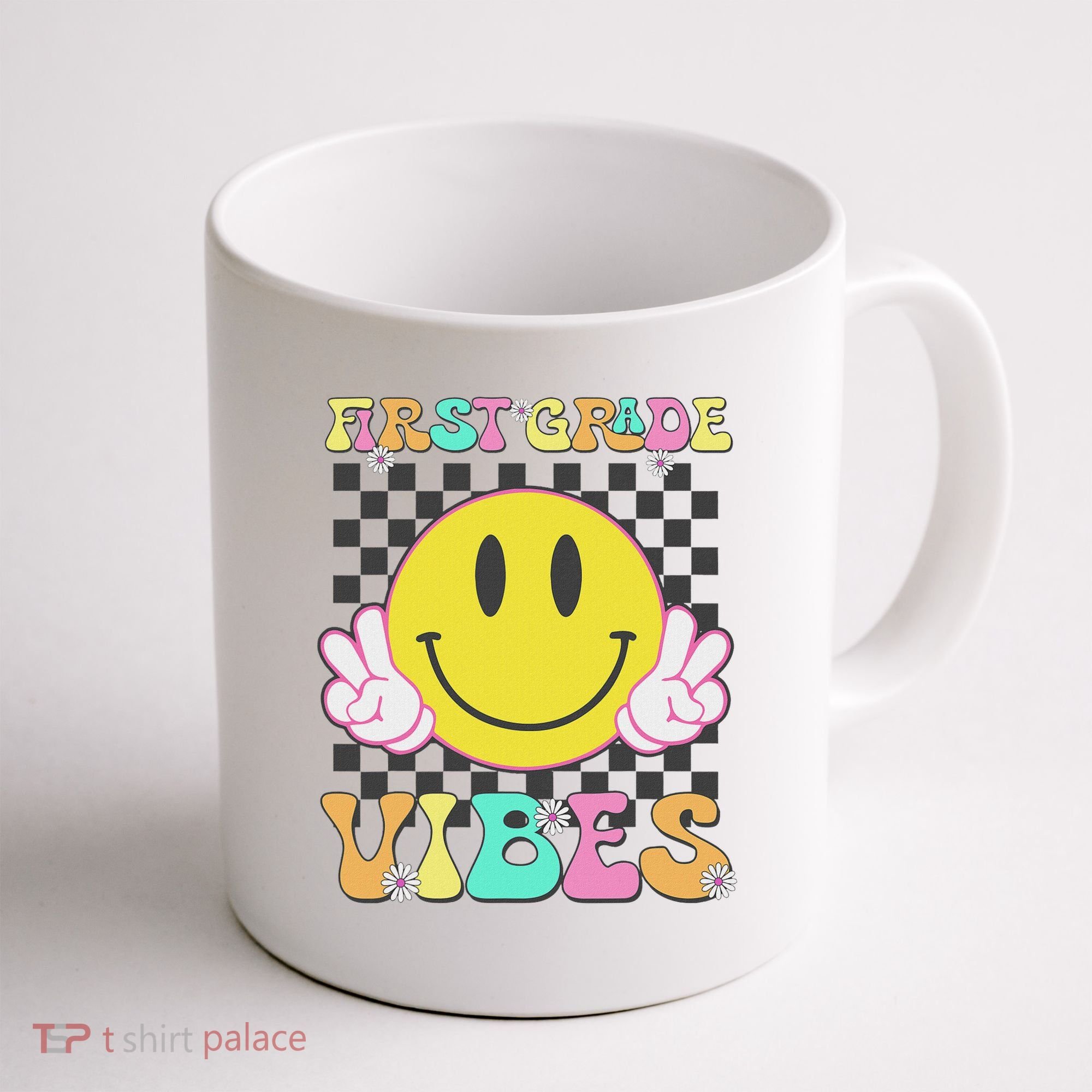 1st Grade Vibes Smile Face Back To School First Grade Coffee Mug