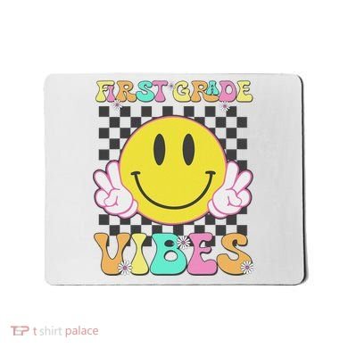 1st Grade Vibes Smile Face Back To School First Grade Mousepad