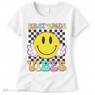 1st Grade Vibes Smile Face Back To School First Grade Women's T-Shirt