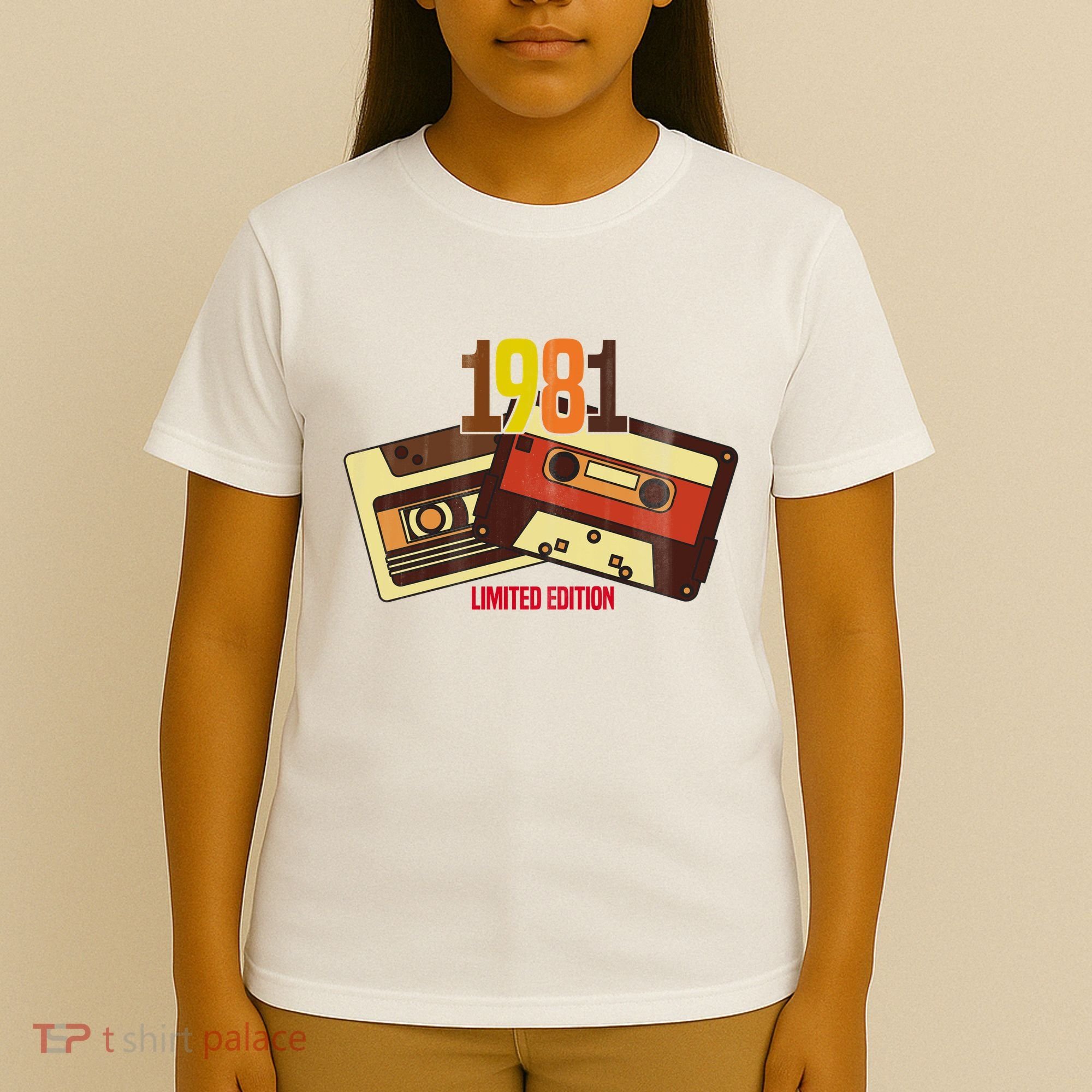 1981 Limited Edition Birthday Gift T-Shirt