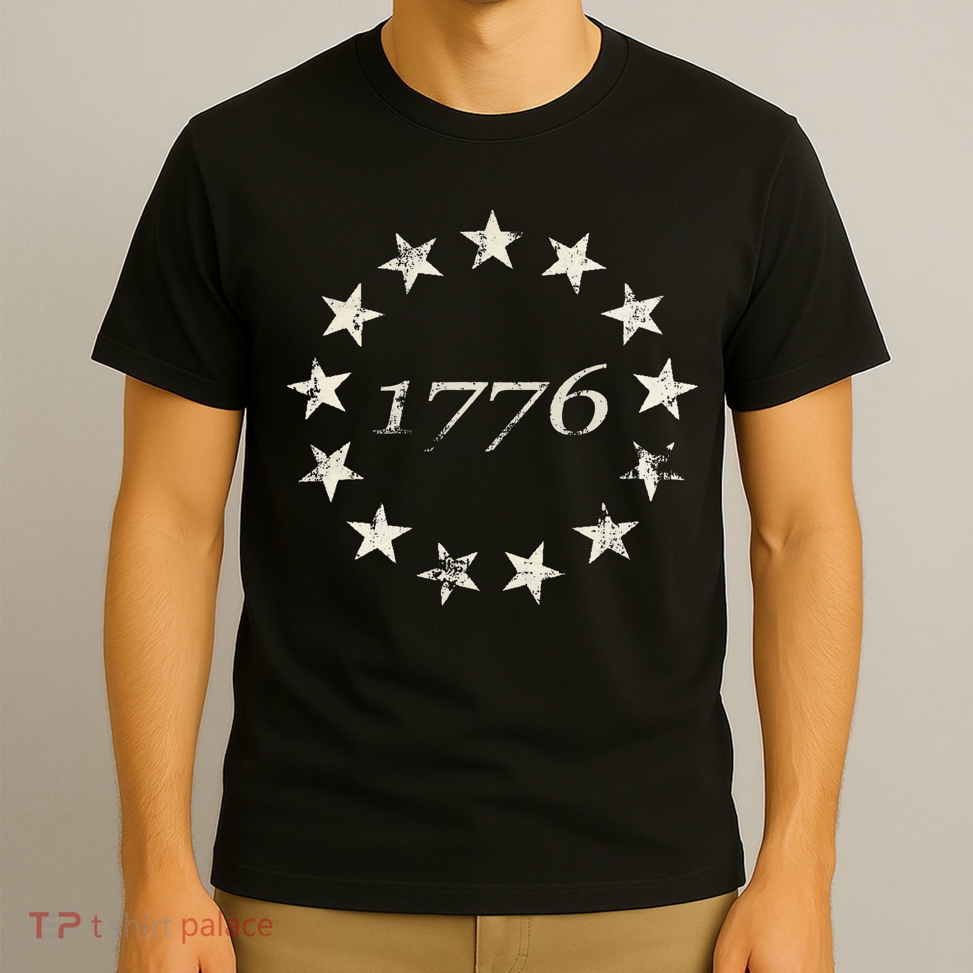 13 Star Flag Betsy Ross Distressed American Flag 1776 T-Shirt