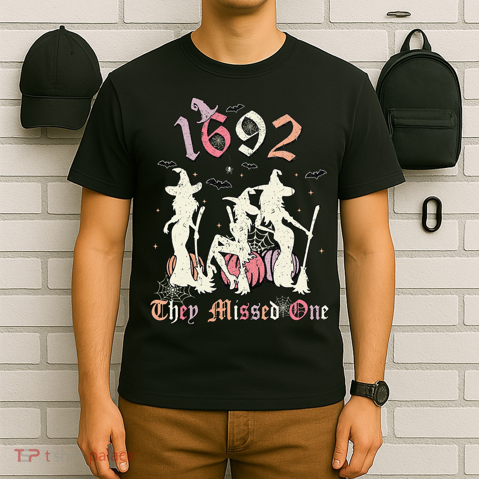 1692 They Missed One Salem You Missed One Halloween 1692 T-Shirt