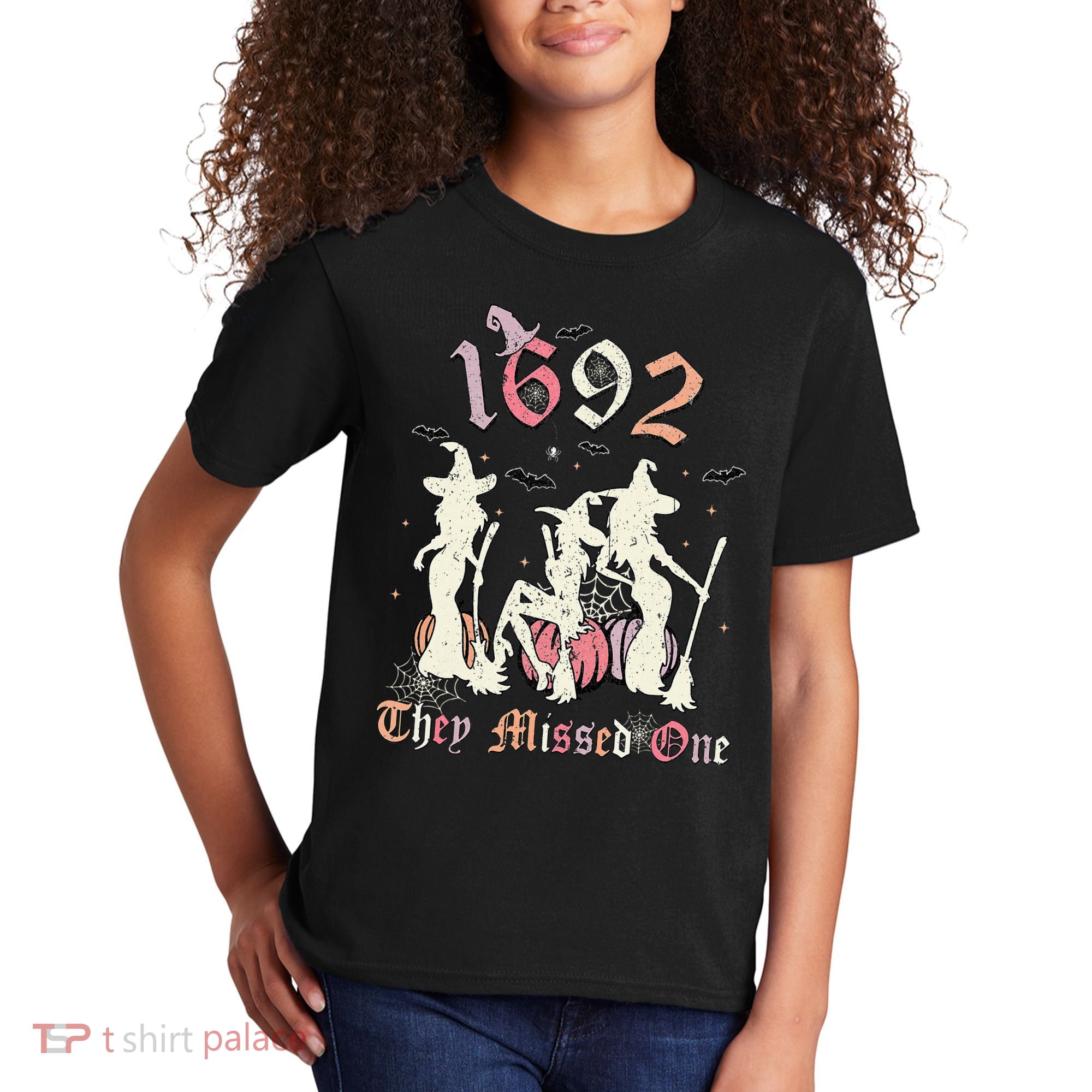 1692 They Missed One Salem You Missed One Halloween 1692 Kids T-Shirt