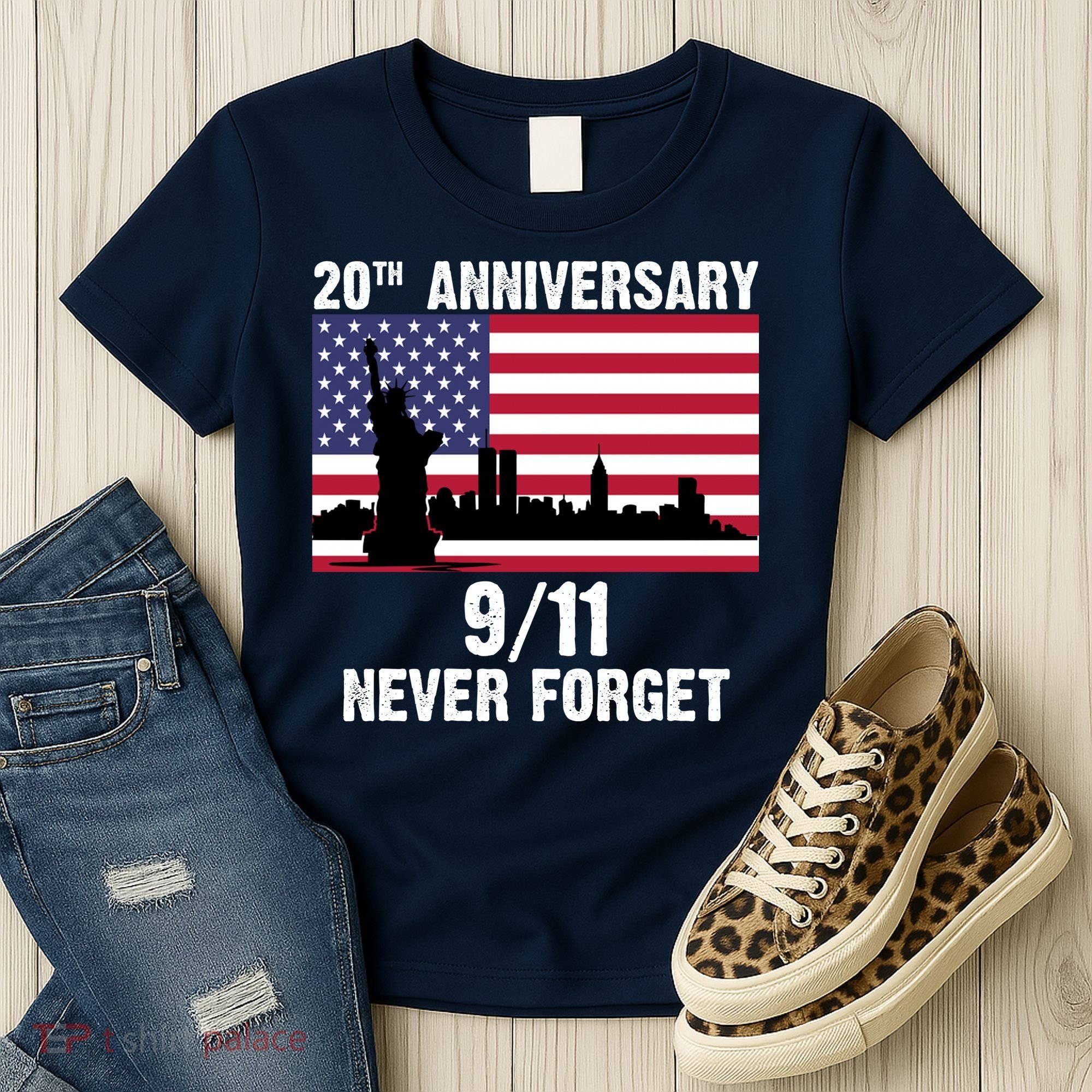 20th Anniversary 9/11 Tribute Never Forget US Flag New York Women's T-Shirt