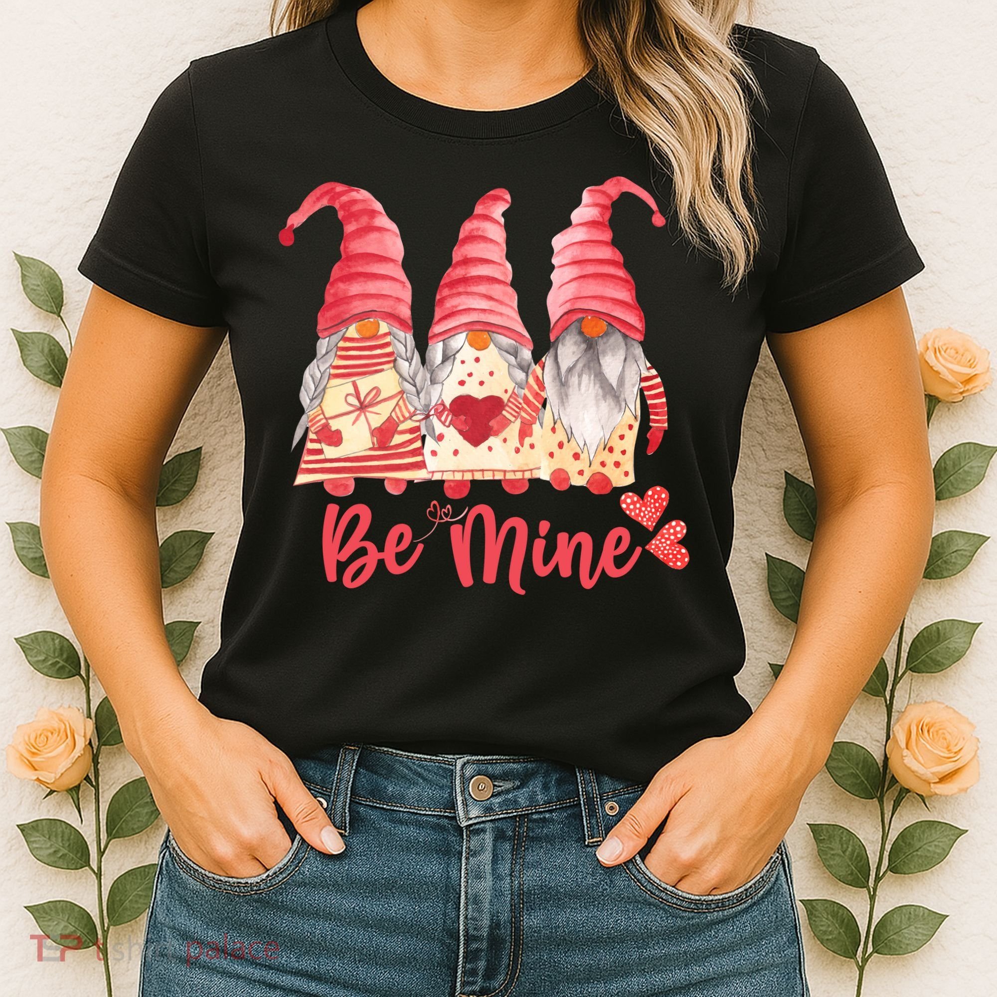 3 Gnomies Be Mine Gift For Valentine Day Women's T-Shirt