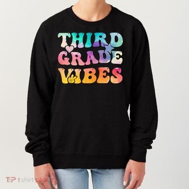 3rd Grade Vibes Back To School Retro Third Grade Teachers Women's Sweatshirt