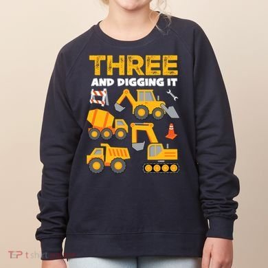 3 Three And Digging It 3rd Birthday Boy Construction Truck Women's Sweatshirt