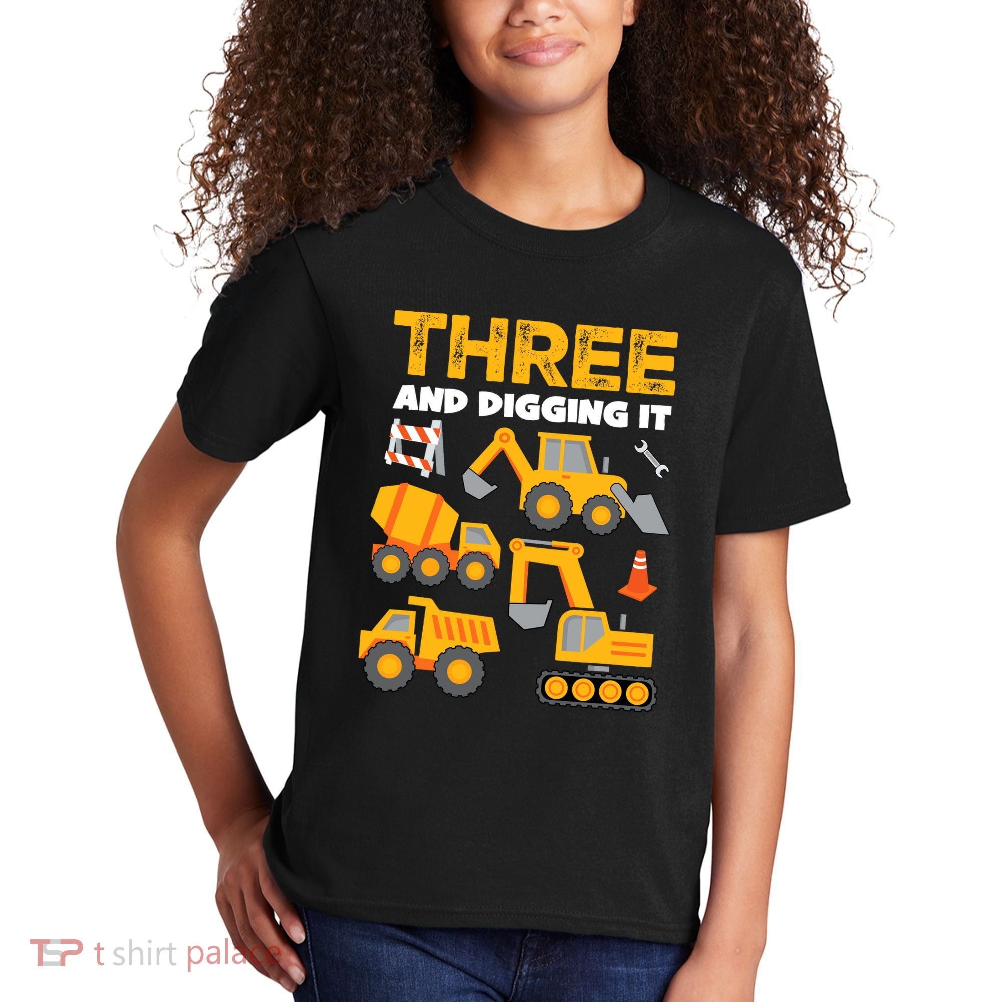 3 Three And Digging It 3rd Birthday Boy Construction Truck Kids T-Shirt