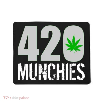 420 Munchies Weed Leaf Mousepad