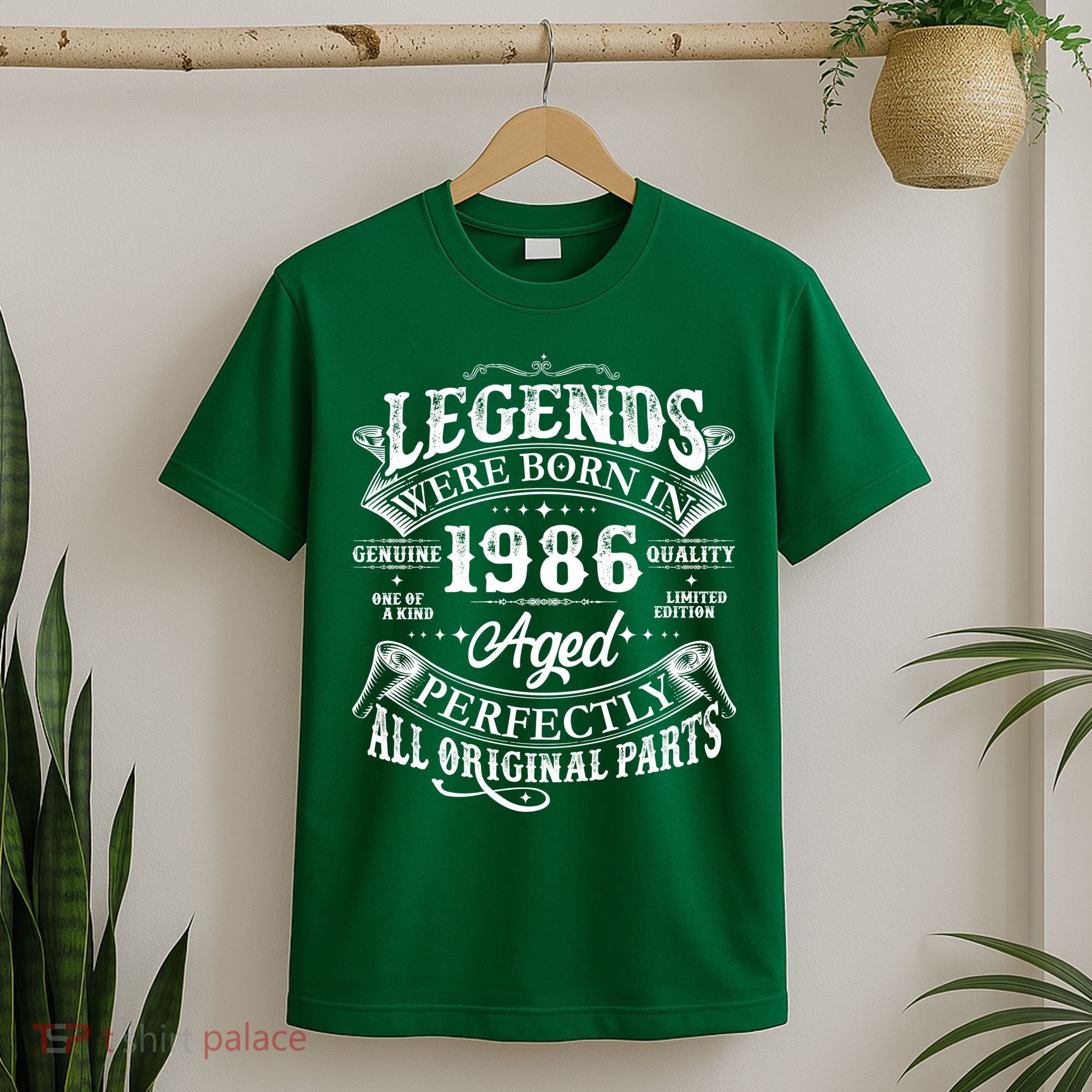 40th Birthday Legends Were Born In 1986 Age Perfectly Vintage Scroll  T-Shirt