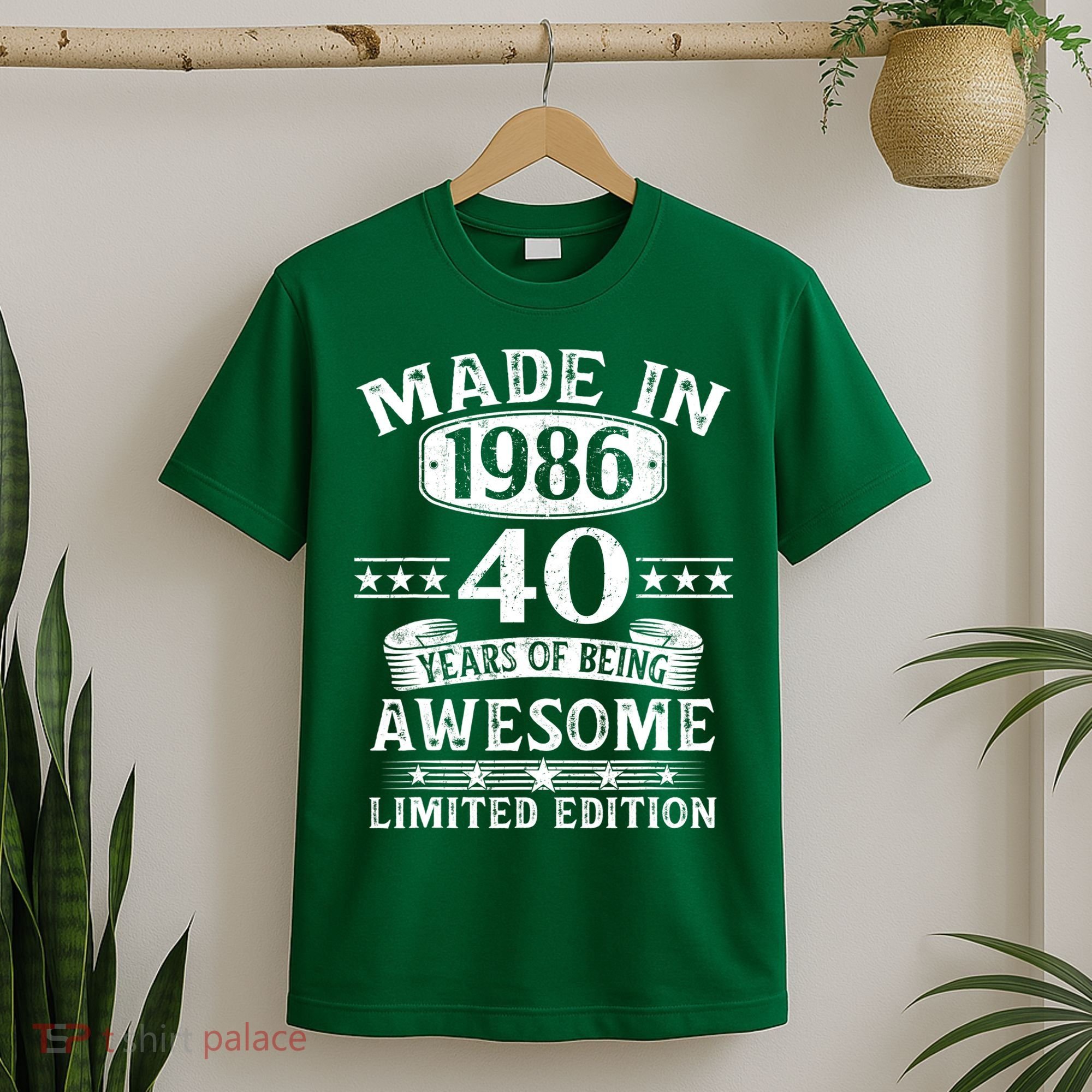 40th Birthday Made In 1986 40 Years Of Being Awesome Limited Edition T-Shirt