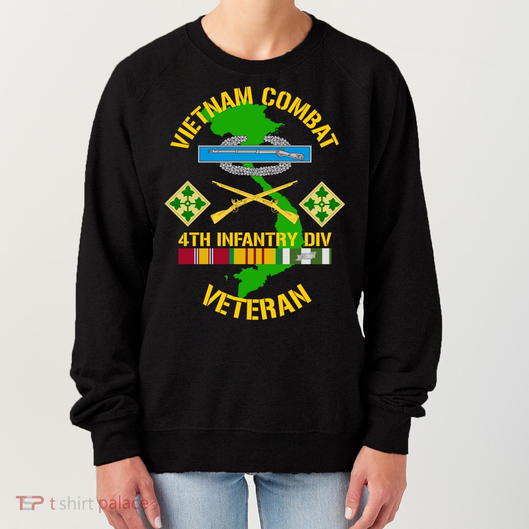 4th Infantry Division Gift Vietnam Combat Veteran Cool Gift Women's Sweatshirt