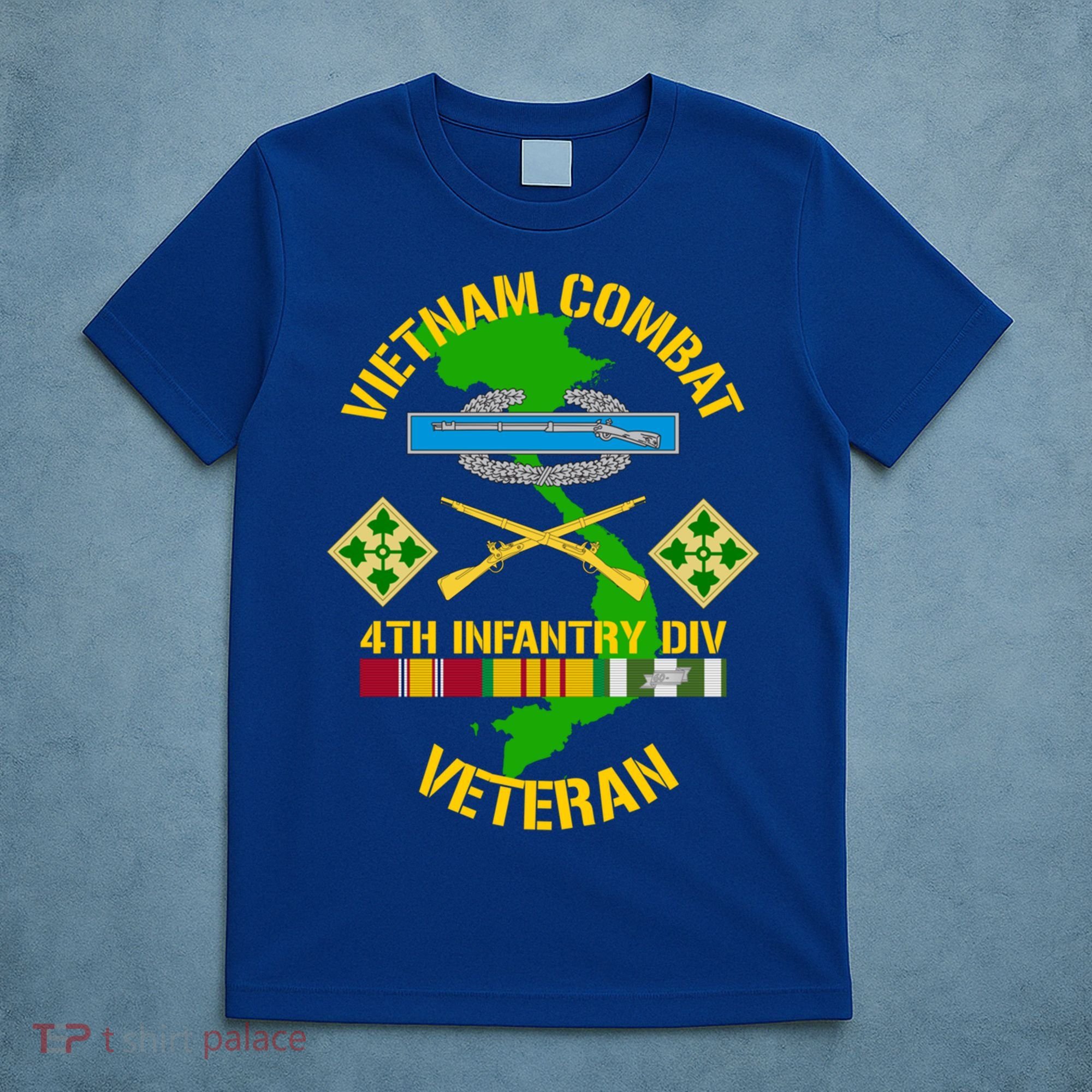 4th Infantry Division Gift Vietnam Combat Veteran Cool Gift T-Shirt