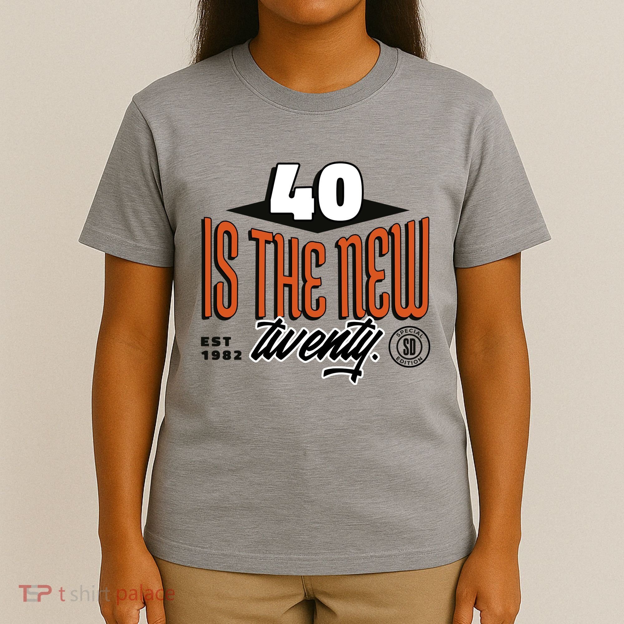 40 Is The New Twenty 40th Birthday Gift T-Shirt