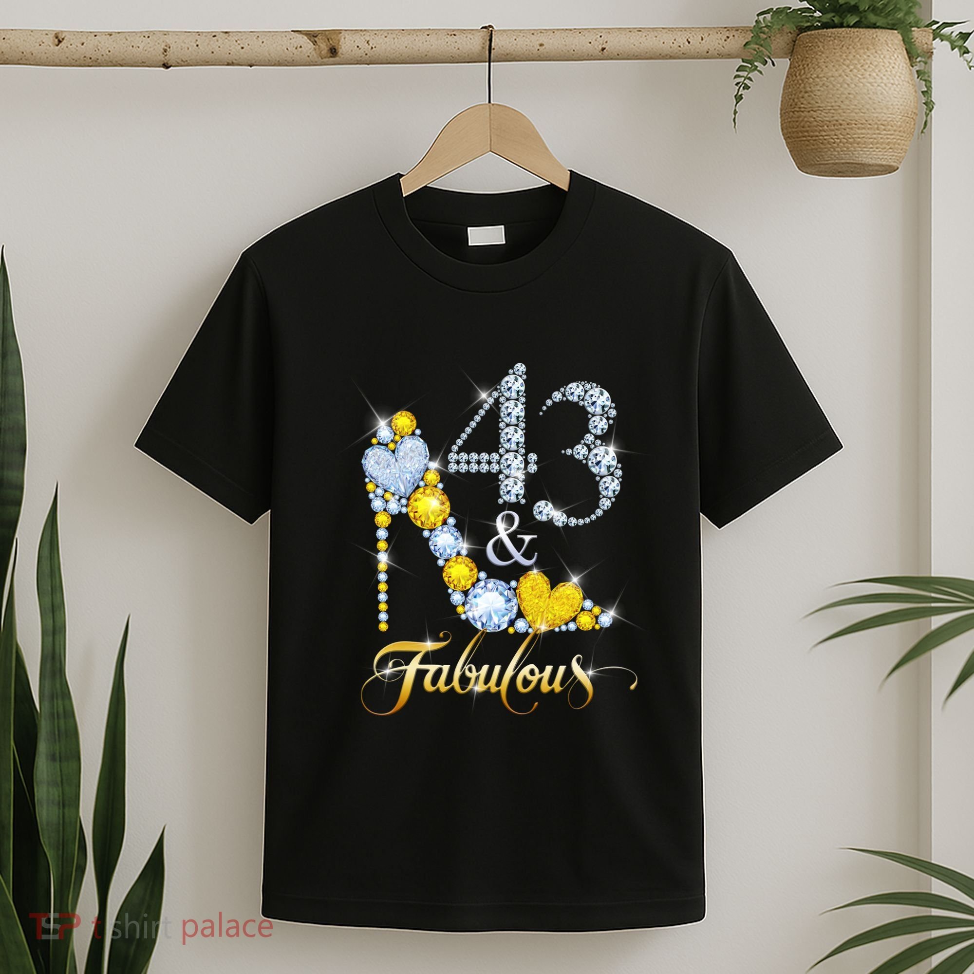 43 years old It's my Birthday 43th Birthday Diamond Crown T-Shirt
