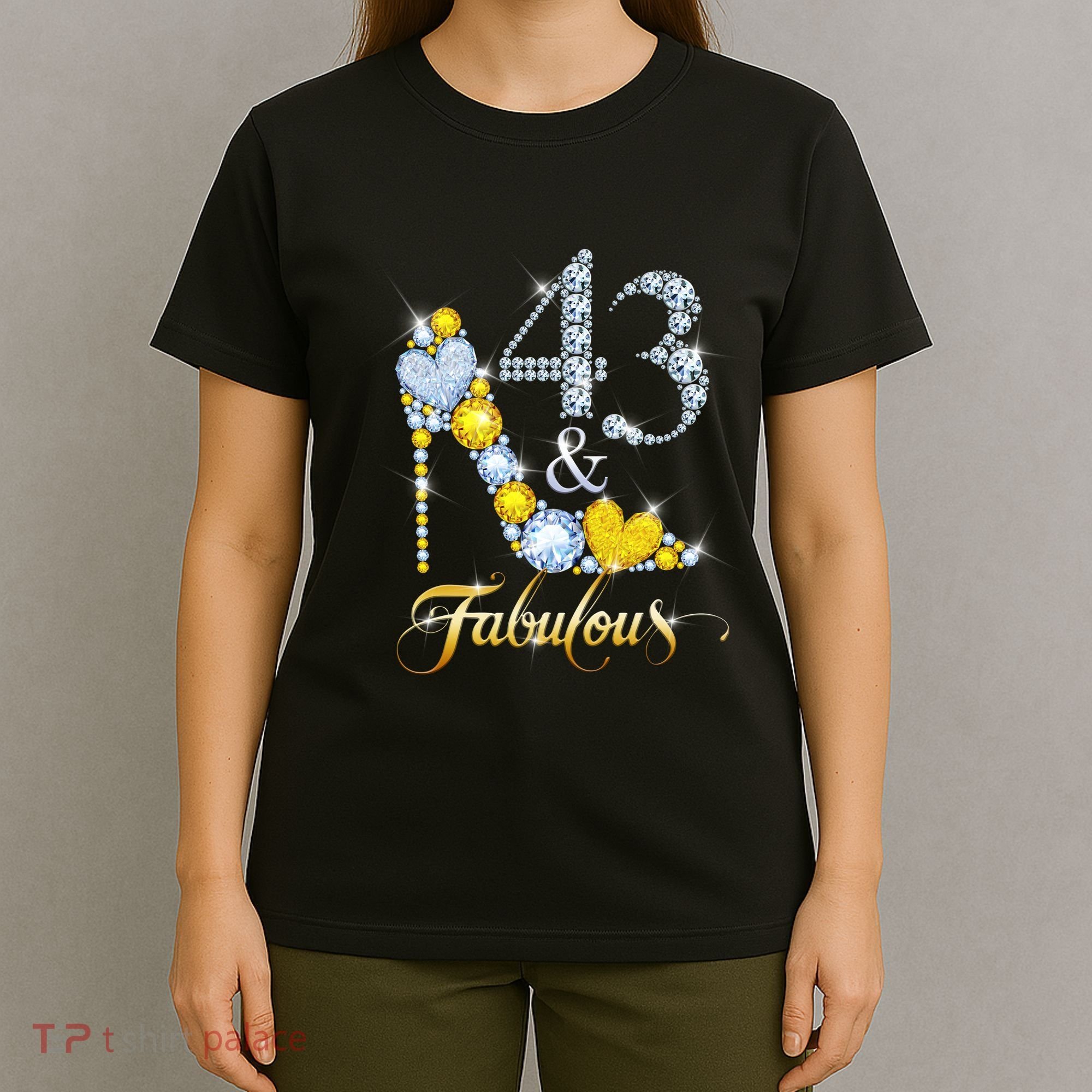 43 years old It's my Birthday 43th Birthday Diamond Crown T-Shirt