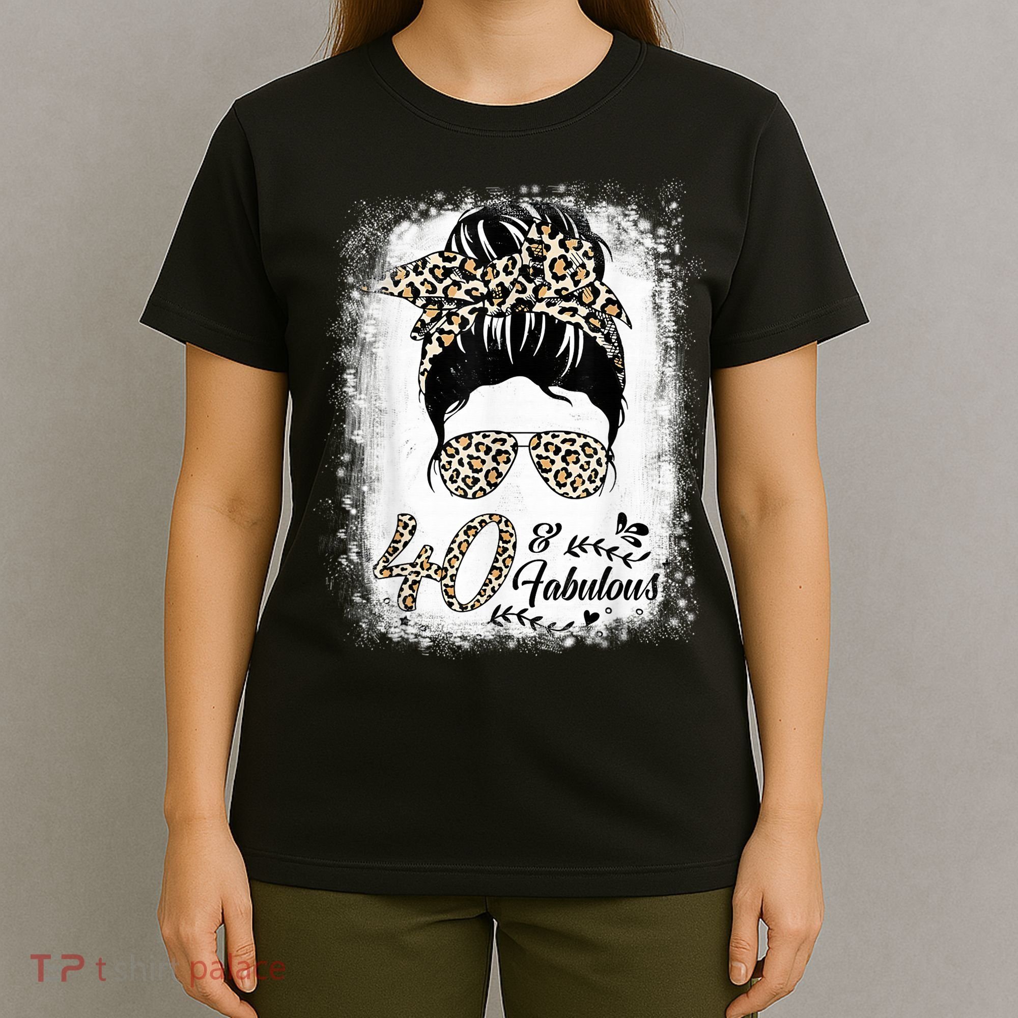 40 Years Old Fabulous Messy Bun Leopard 40th Birthday T-Shirt