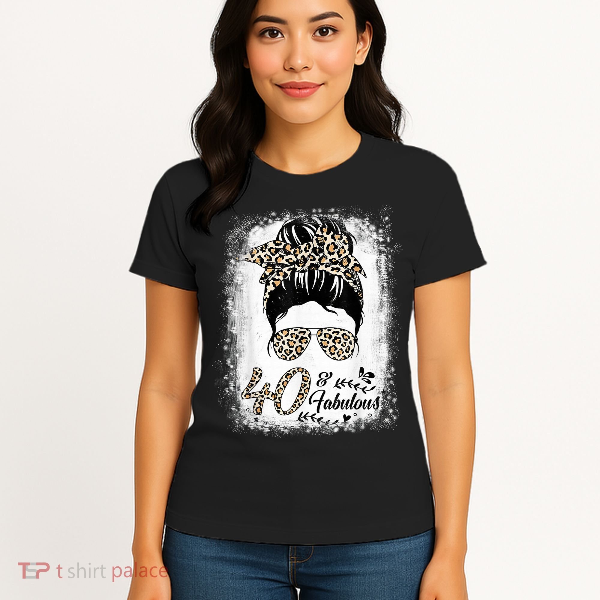 40 Years Old Fabulous Messy Bun Leopard 40th Birthday Women's T-Shirt