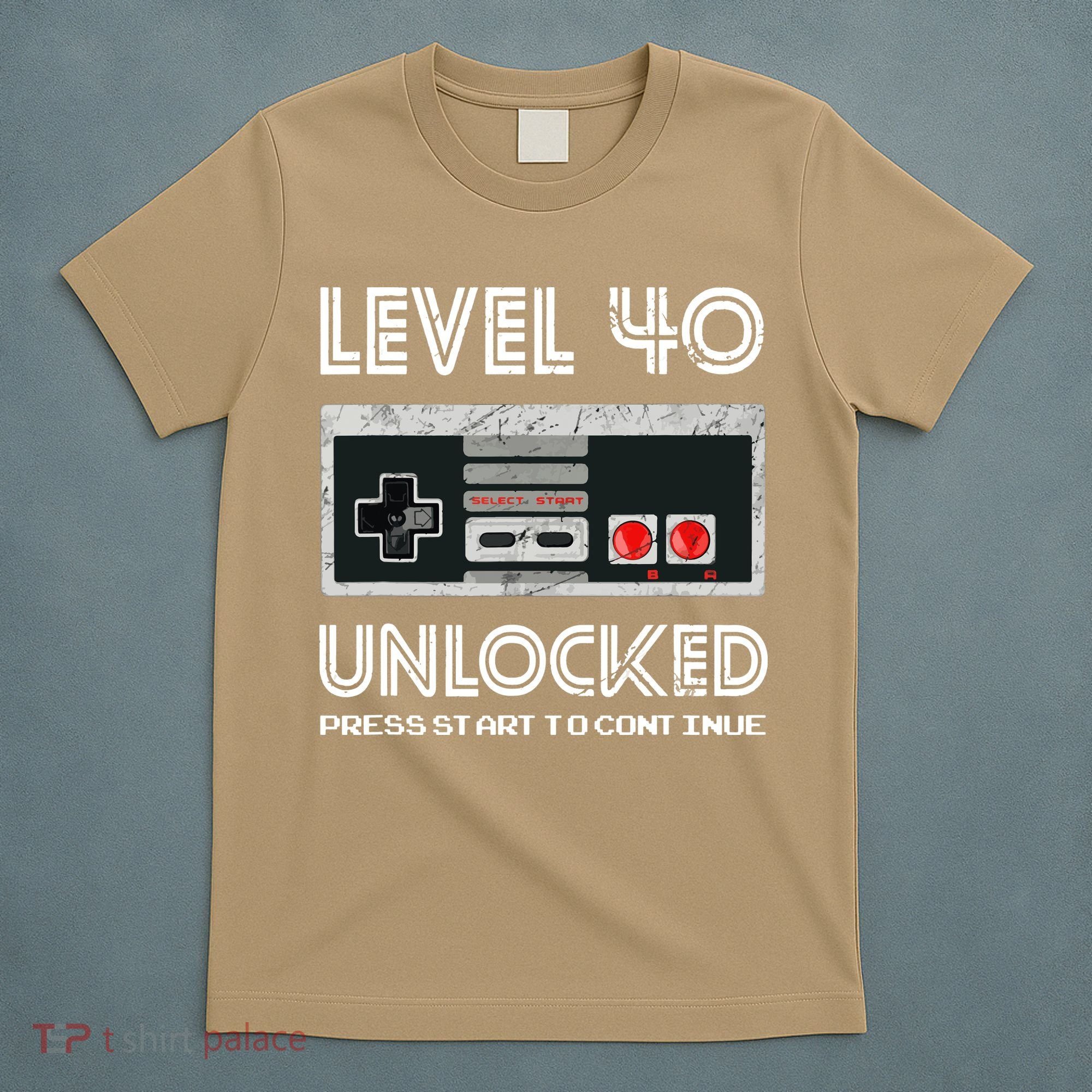 40 Year Old Fourty Birthday Gift Level 40 Unlocked Gamer T-Shirt