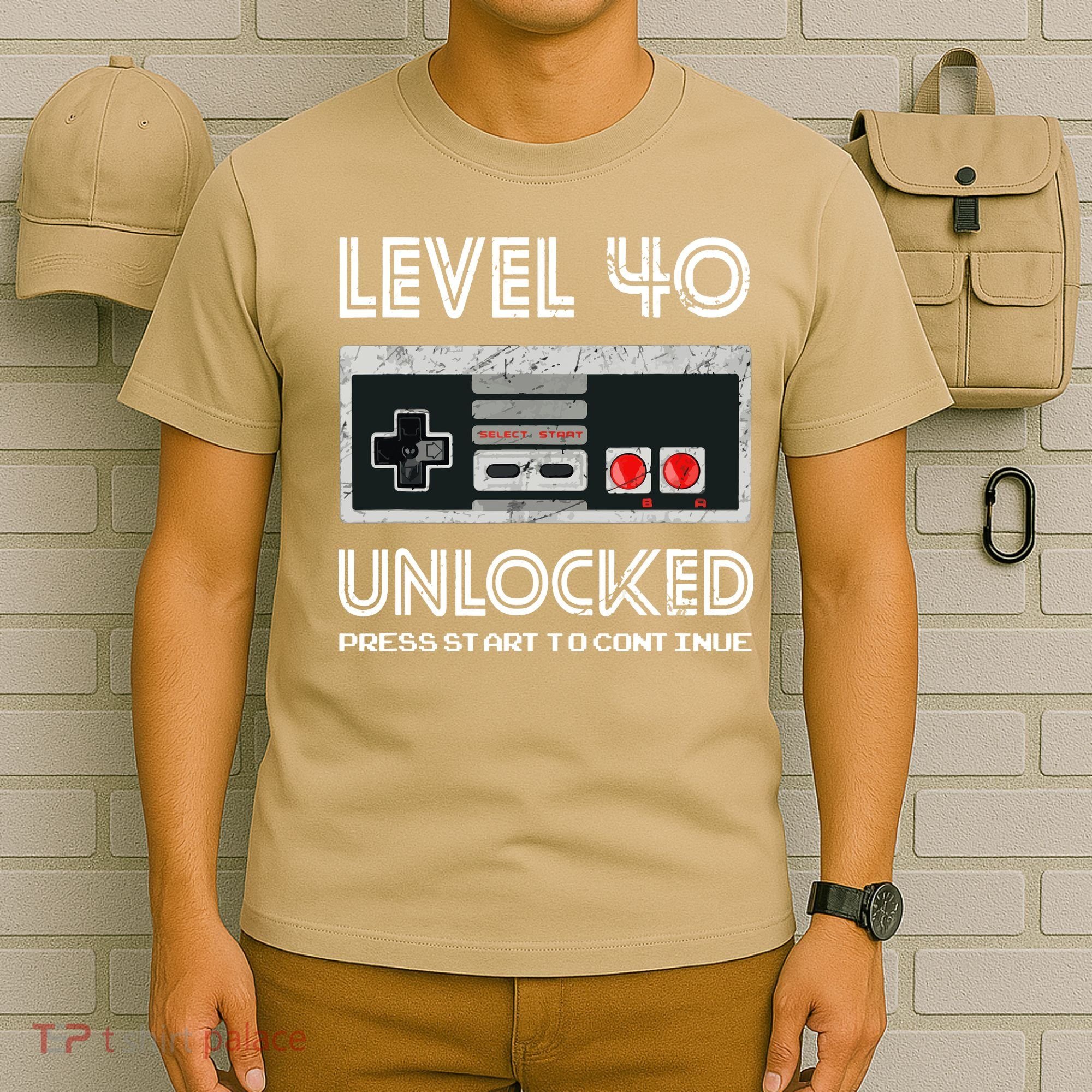 40 Year Old Fourty Birthday Gift Level 40 Unlocked Gamer T-Shirt