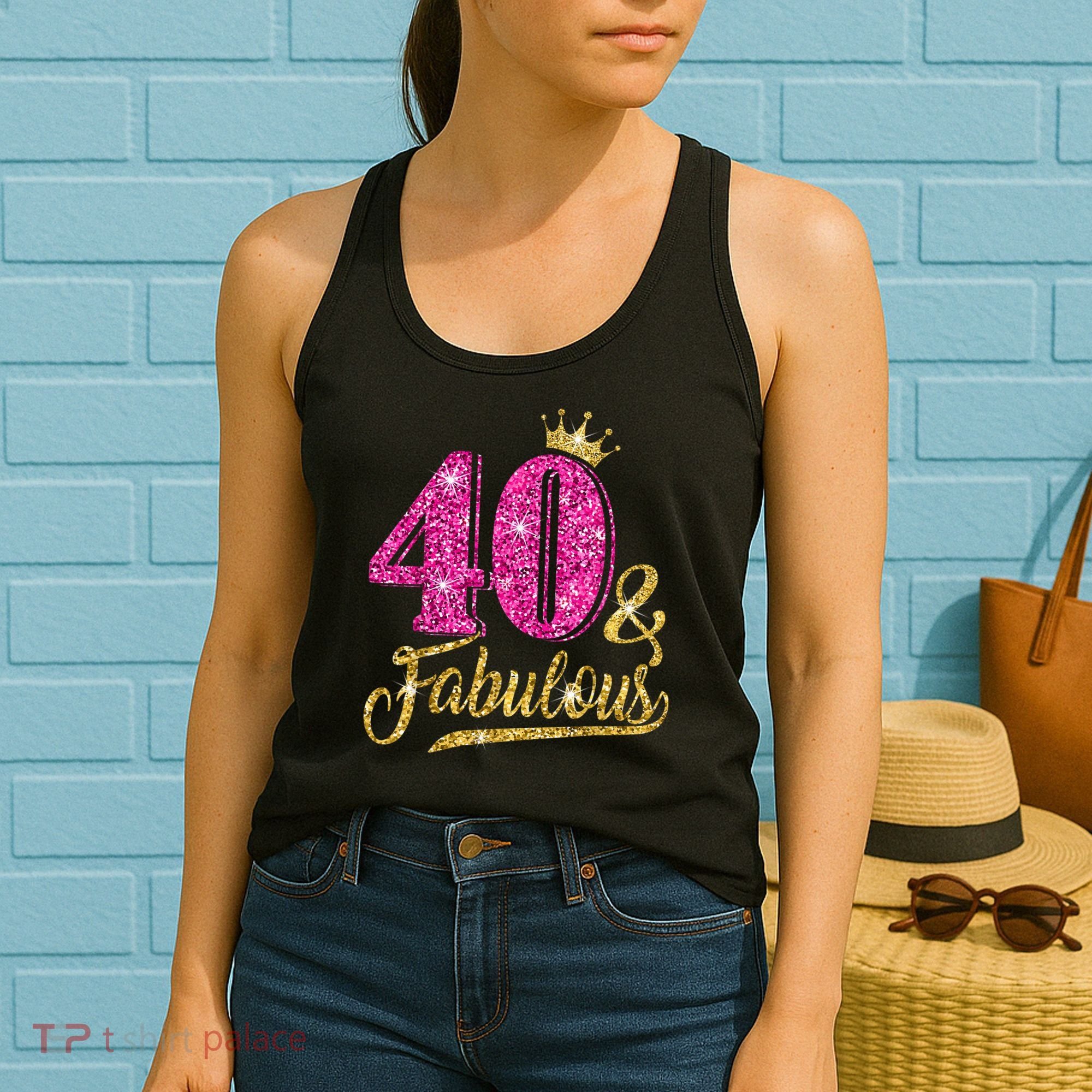 40 Years Old Gift 40 & Fabulous 40th Birthday Pink Crown Women's Tank Top