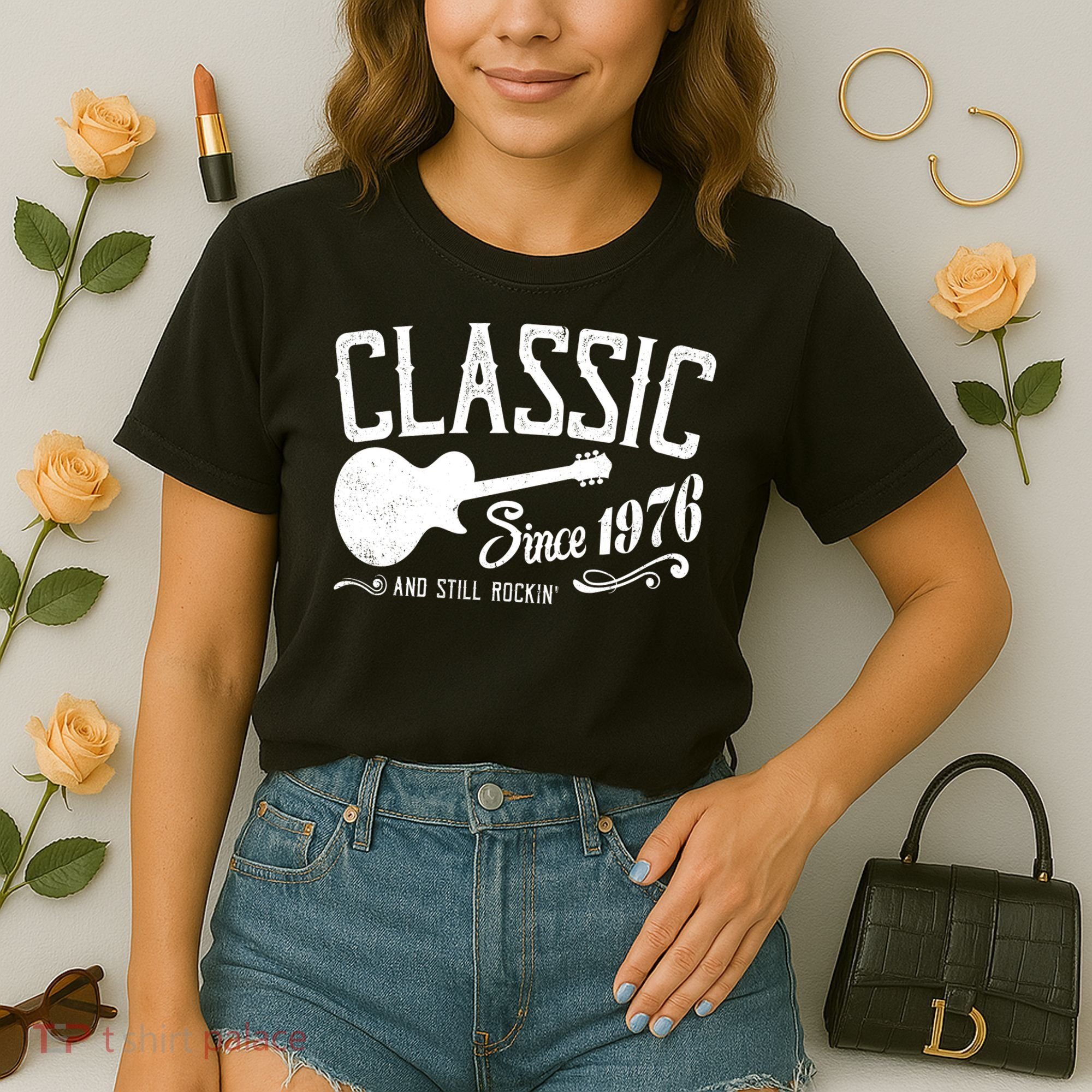 50th Birthday Classic Guitar Since 1976 And Still Rockin Comfort Colors Boxy T-Shirt