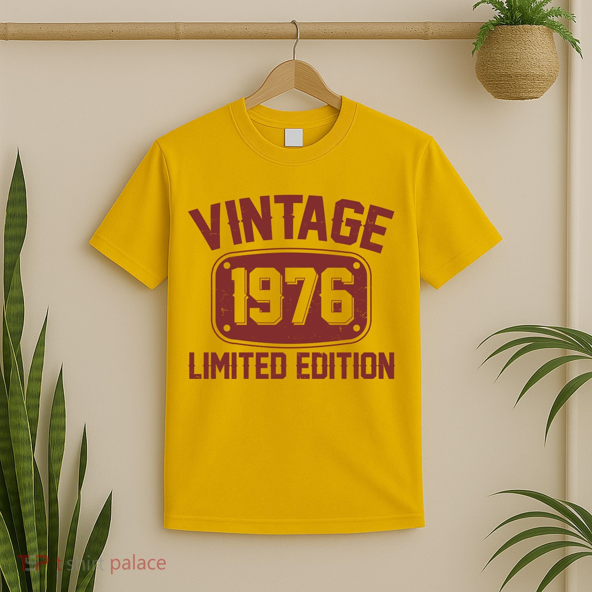 50th Birthday Vintage 1976 Limited Edition Birthday Metal Plate  T-Shirt