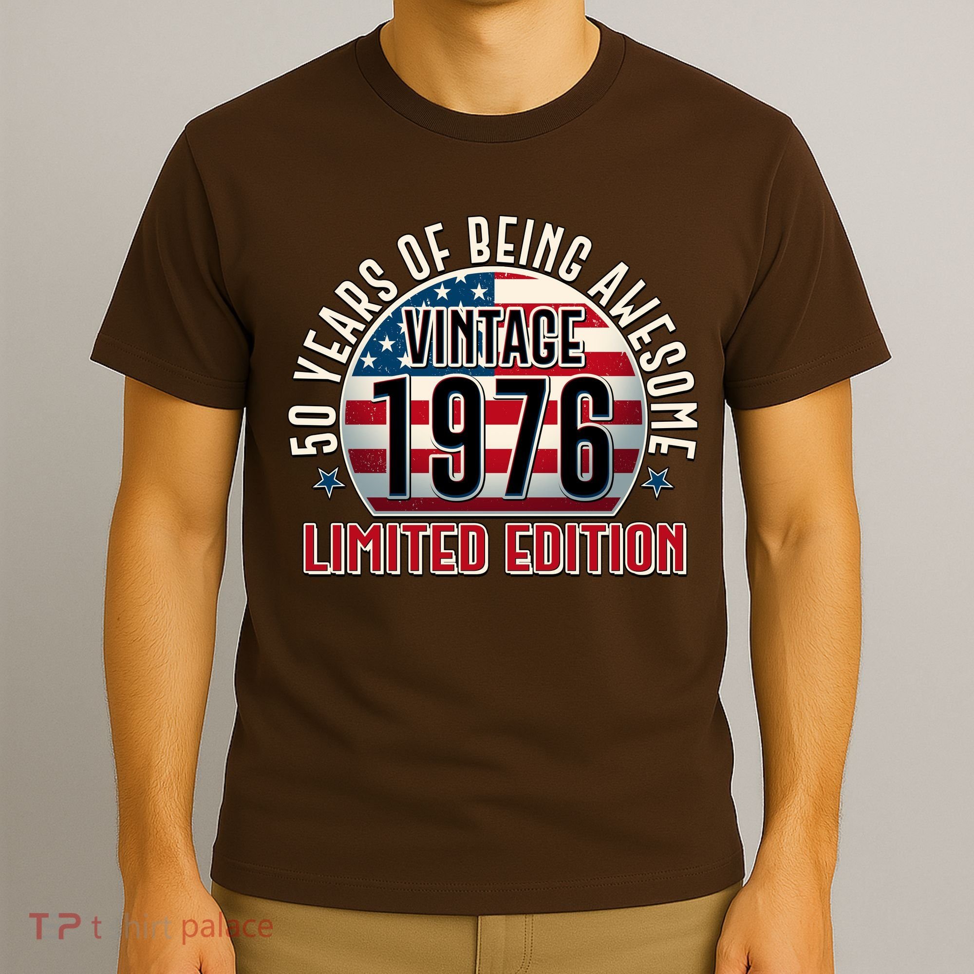 50th Birthday Vintage 1976 Limited Edition Years Of Being Awesome USA Flag  T-Shirt