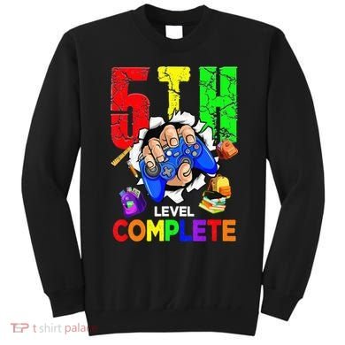 5Th Grade Level Complete Graduation Last Day Of School Sweatshirt