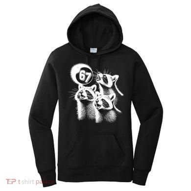 67 Meme Racoon Howling At The Moon 6-7 Women's Hoodie