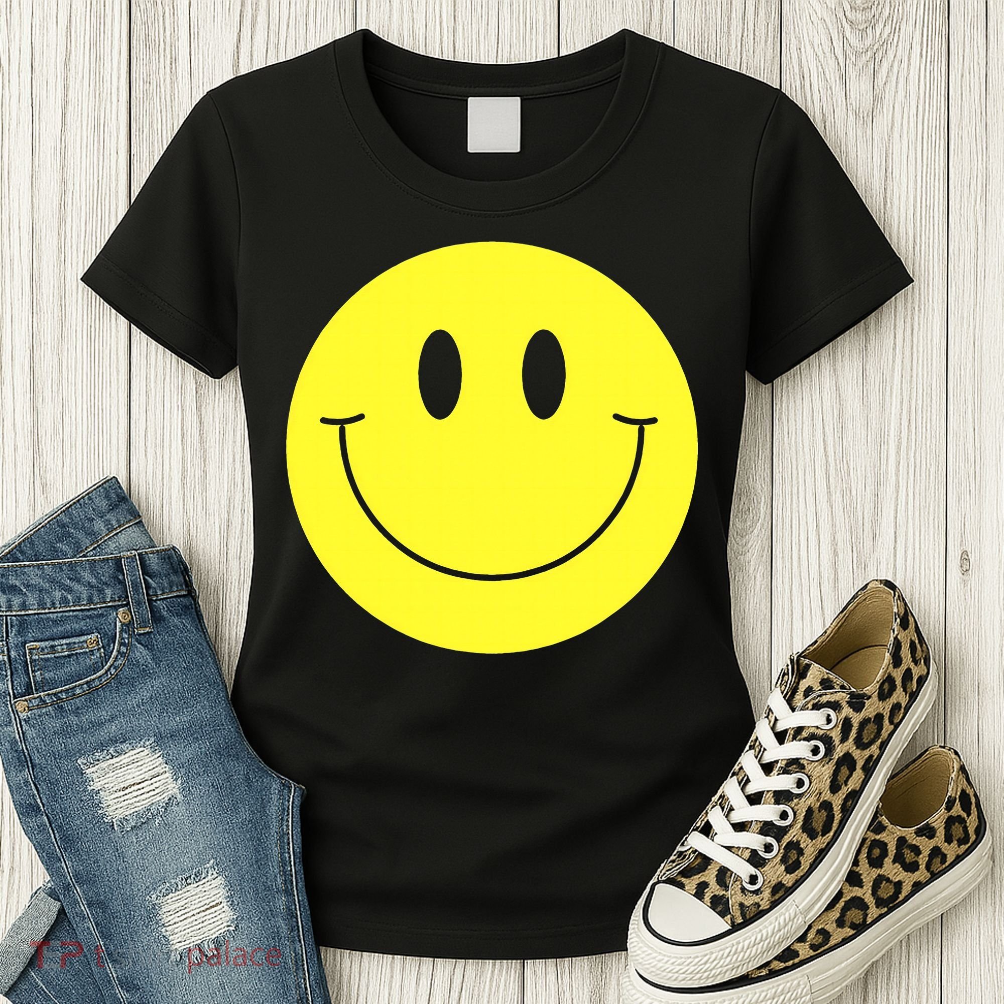 70s Yellow Smile Face Cute Happy Peace Smiling Face Women's T-Shirt