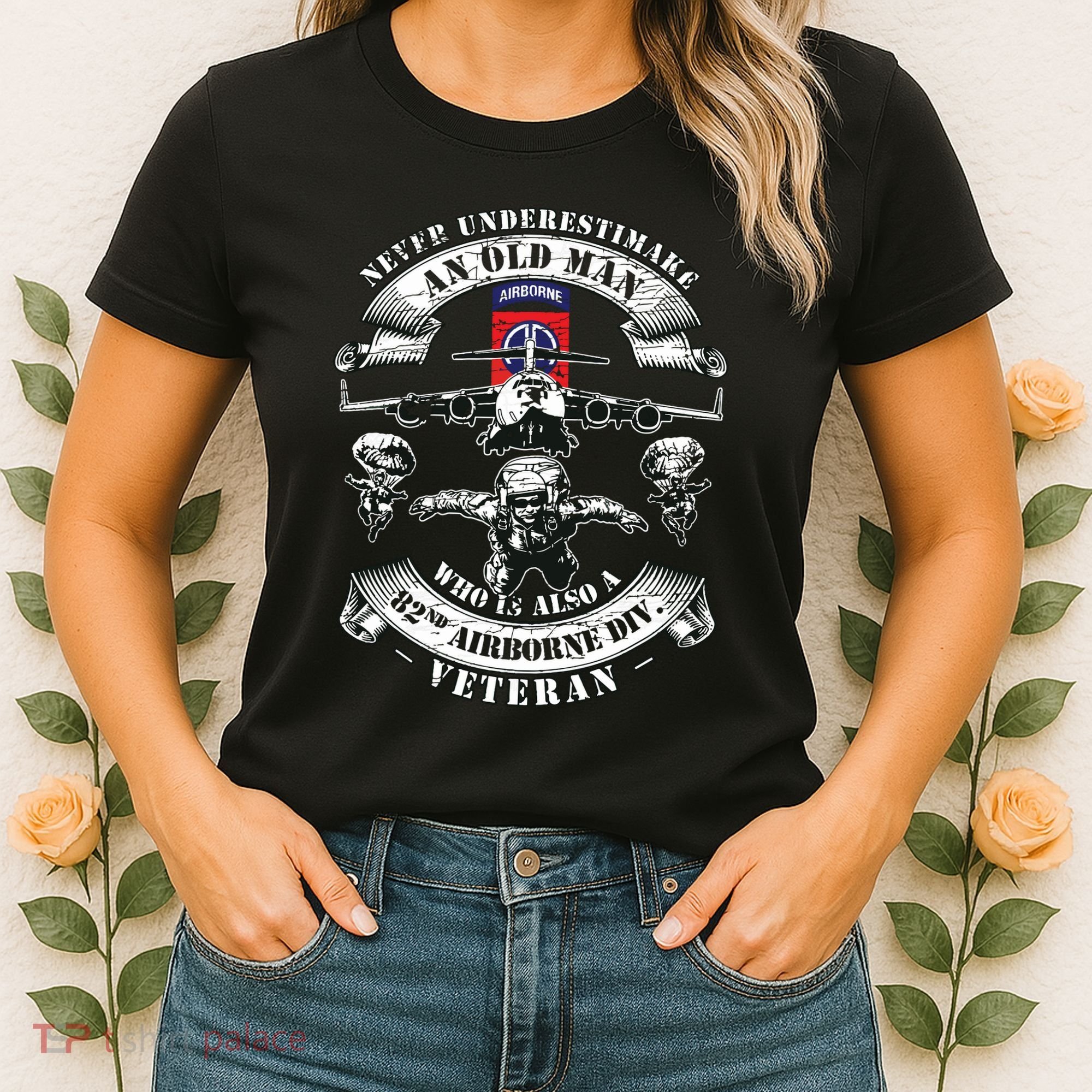 82nd Airborne Division Paratrooper Fort Bragg Veteran Gifts Women's T-Shirt