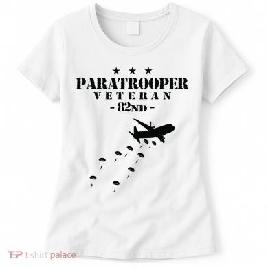 82nd Airborne Veteran Paratrooper Women's T-Shirt