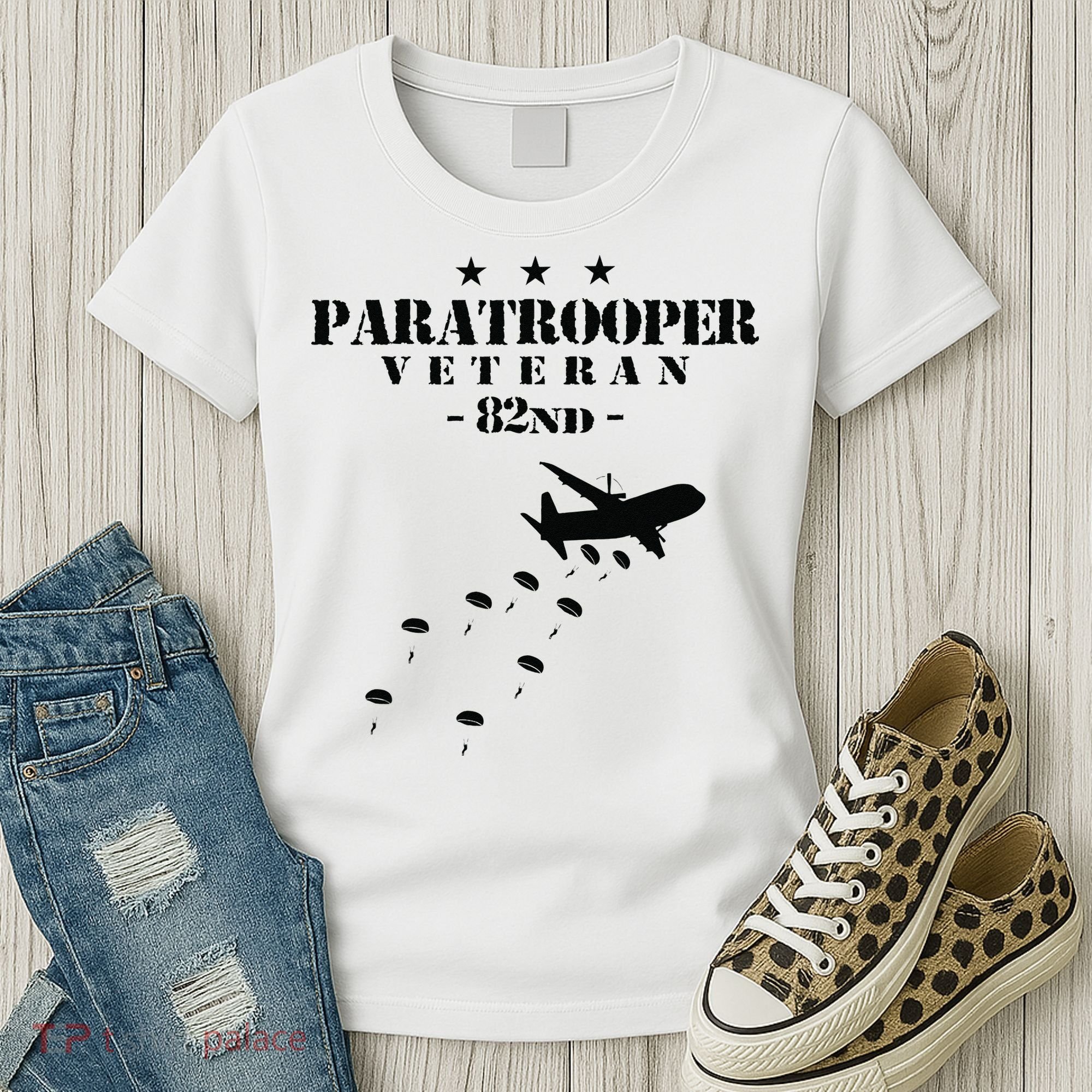 82nd Airborne Veteran Paratrooper Women's T-Shirt