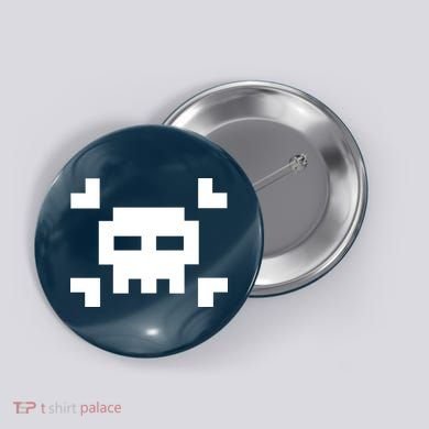 8 Bit Skull Button