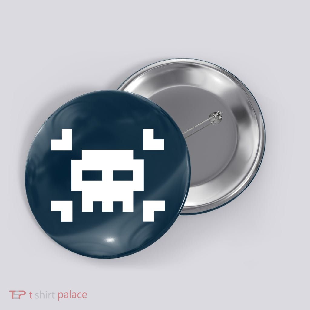 8 Bit Skull Button