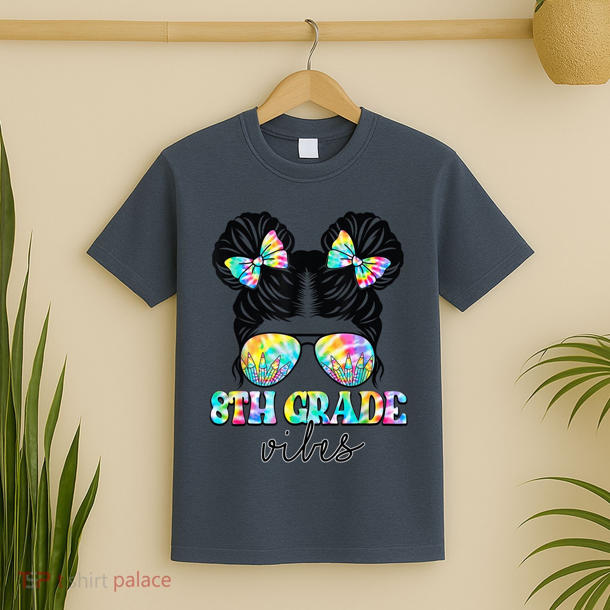 8th Grade Vibes Messy Hair Bun Girl Back To School First Day T-Shirt