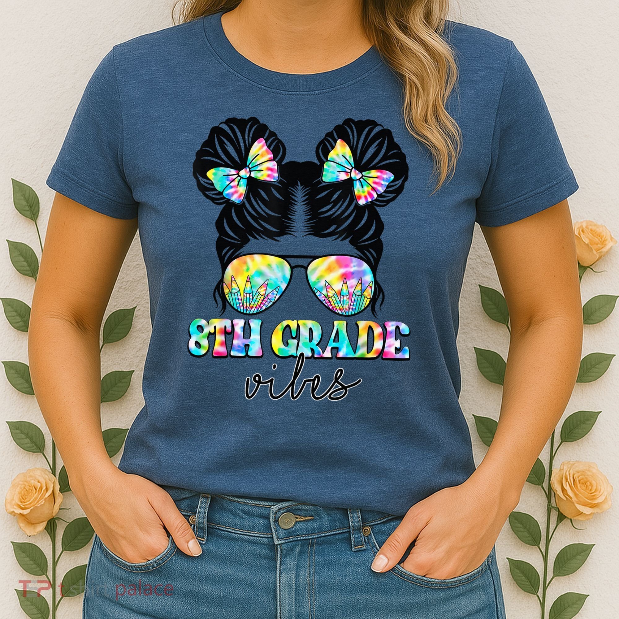 8th Grade Vibes Messy Hair Bun Girl Back To School First Day Women's T-Shirt