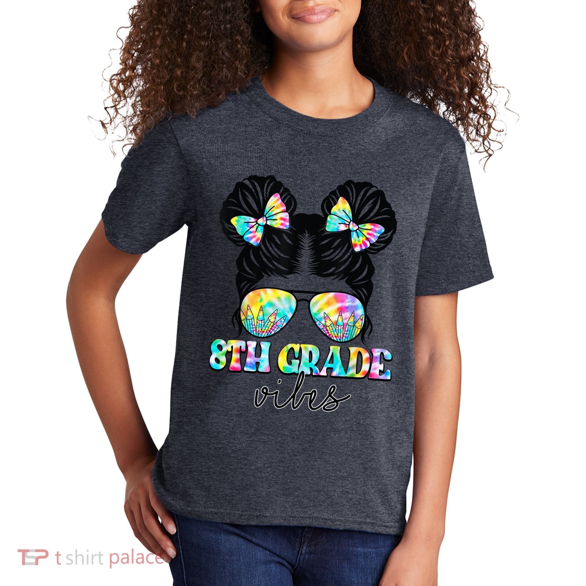 8th Grade Vibes Messy Hair Bun Girl Back To School First Day Kids T-Shirt