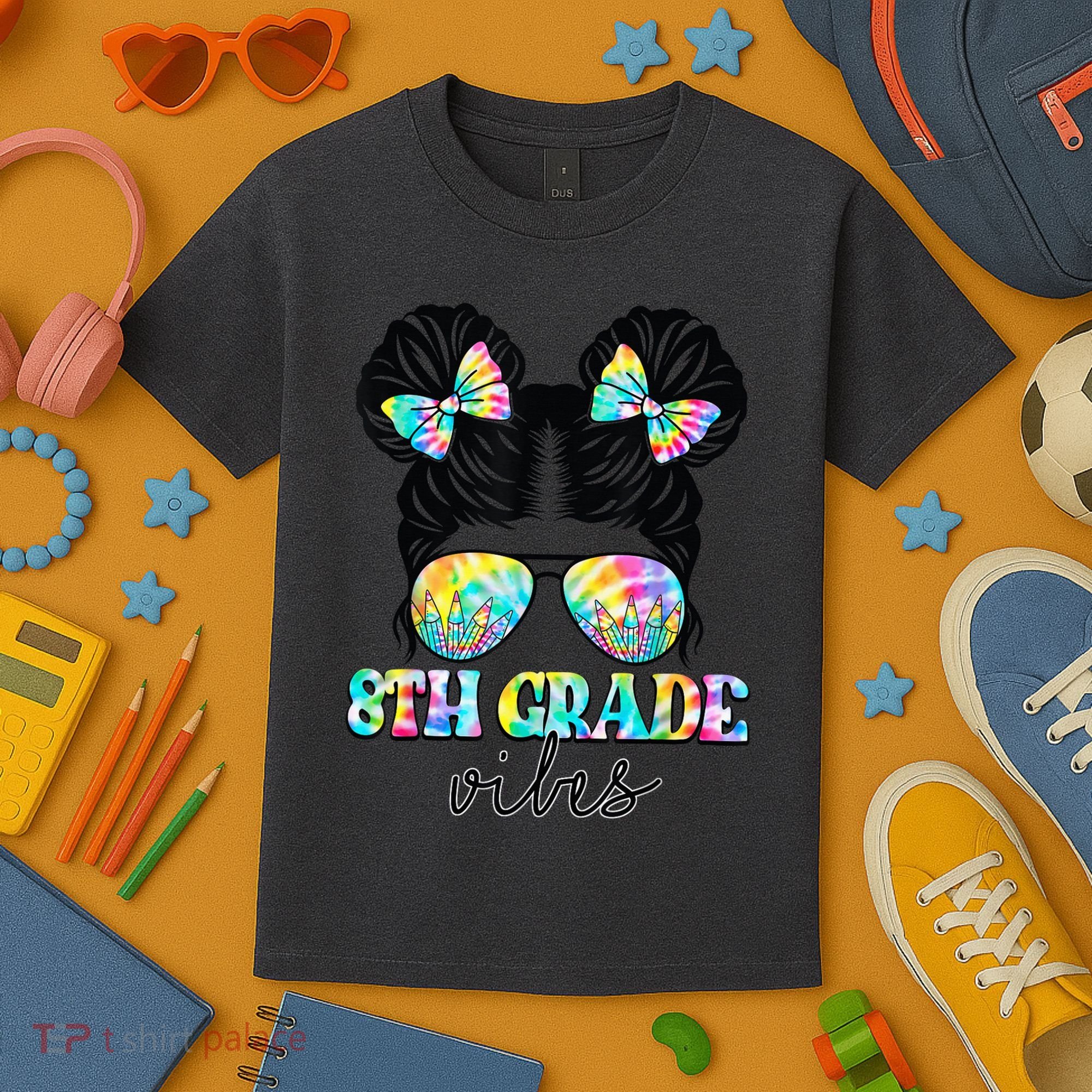 8th Grade Vibes Messy Hair Bun Girl Back To School First Day Kids T-Shirt