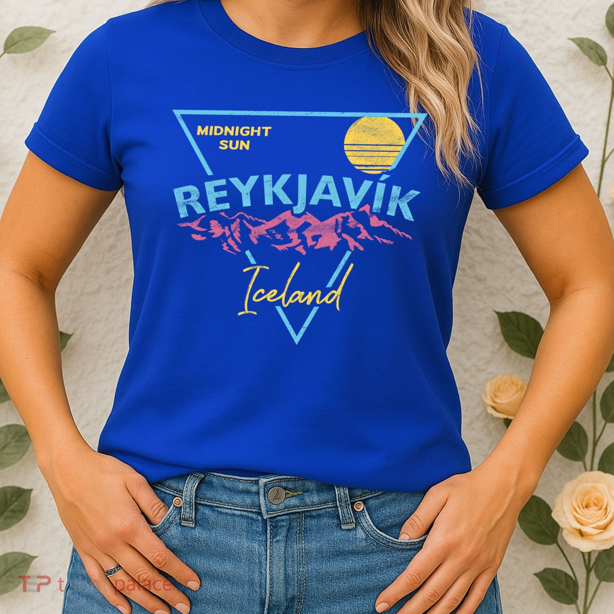 80's Reykjavik Iceland Gift Cute Gift Midnight Sun Women's T-Shirt